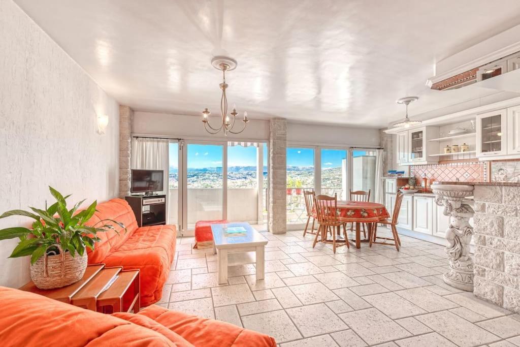 2 Pieces Balcon Vue Imprenable Mer---ville---montagne Apartment Nice