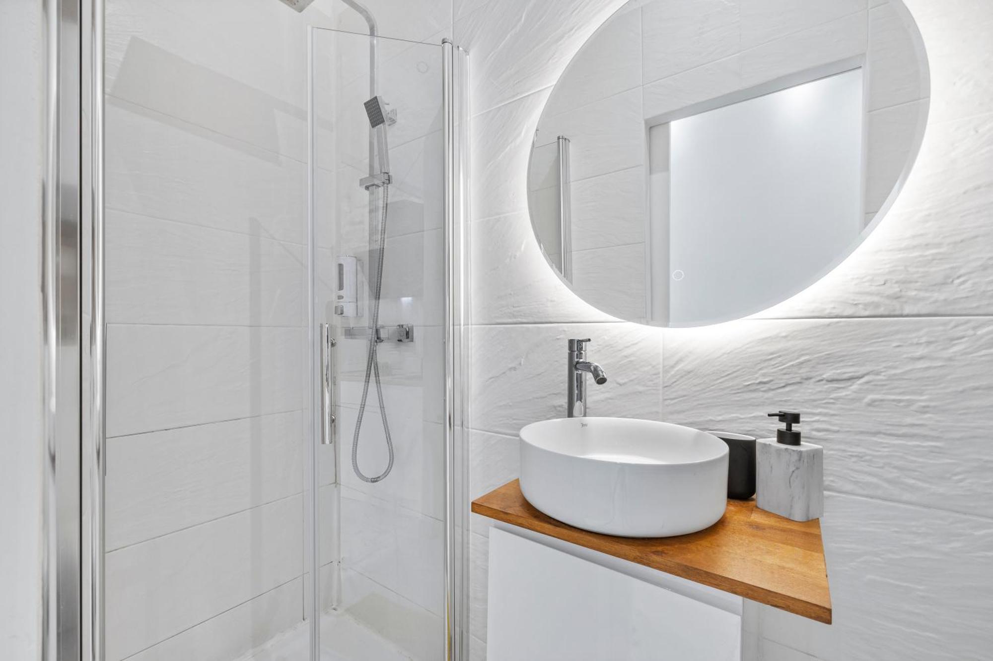 2 - Hyper Centre - Air-conditioned - Terrace - Quiet - Tramway - Equipped Kitchen - Wifi Appartement Nice