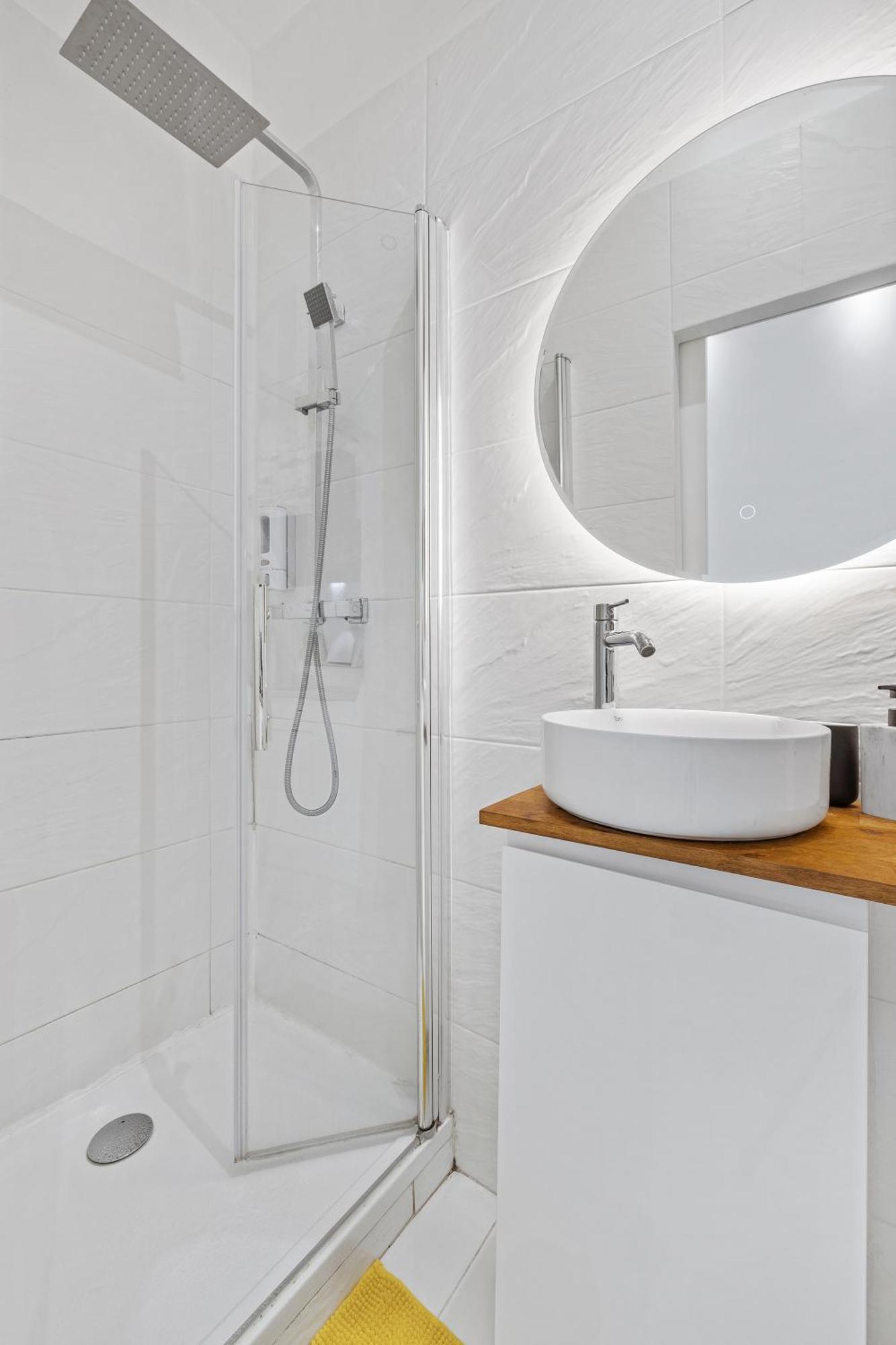2 - Hyper Centre - Air-conditioned - Terrace - Quiet - Tramway - Equipped Kitchen - Wifi *