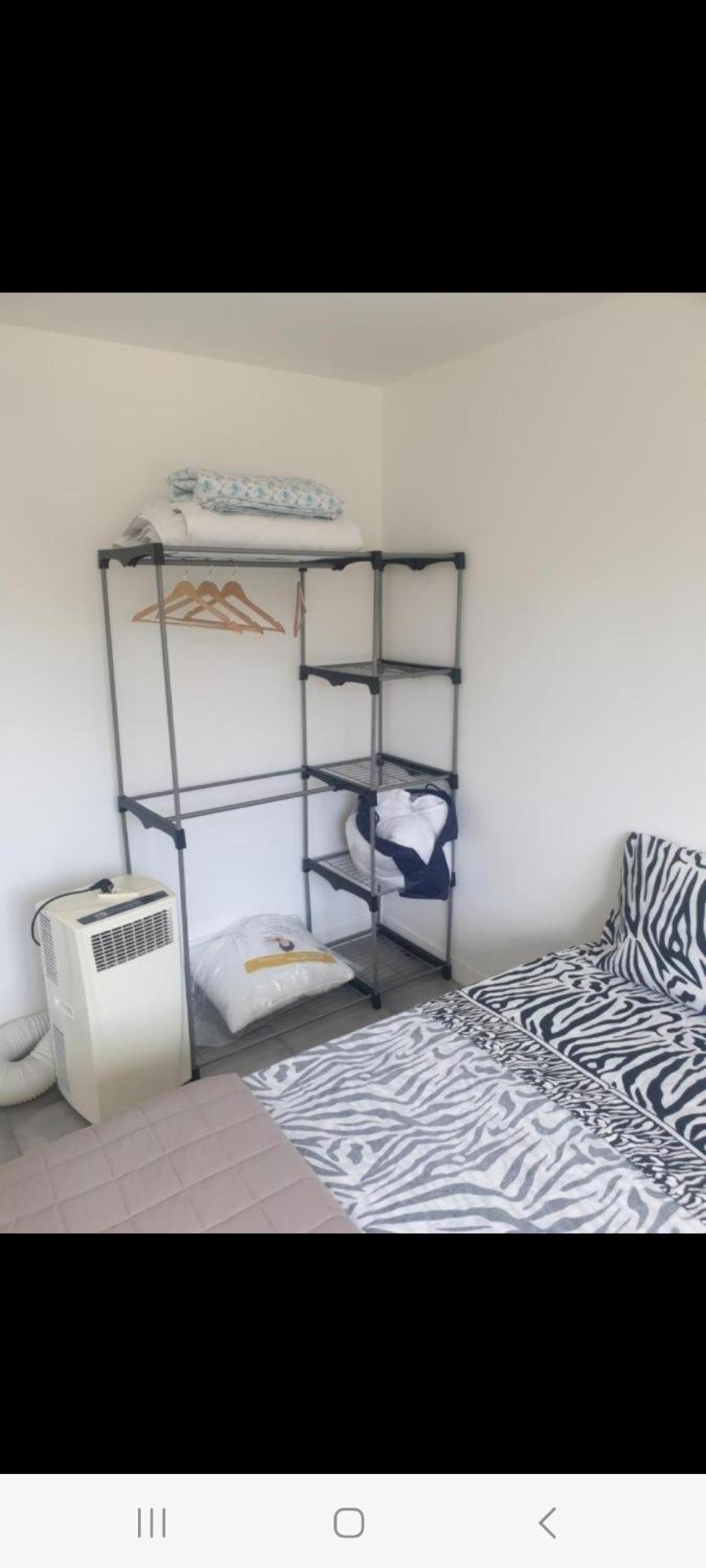Grand Appartement, 2 Ou 3 Ou 4 Pieces, Tramway Sur Place, Proche Gare Sncf St Augustin 5 Min, Aeroport A 7 Min, Ou Allianz Riviera 10 Min, Palais Nikaia 2 Min , Supermarche Sur Place, Parking Possible Si Disponible Ou Payant A 1000 Metre Nice