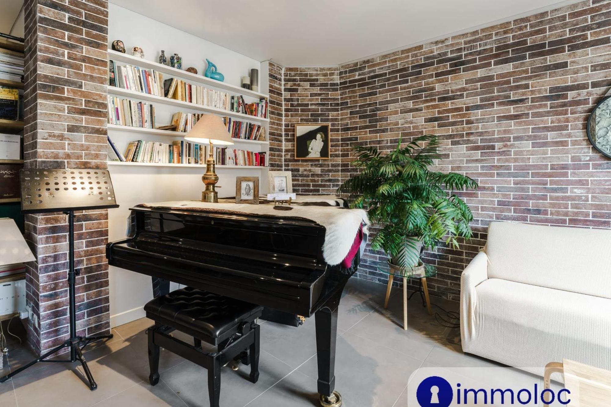In The Liberation District Appartement Nice