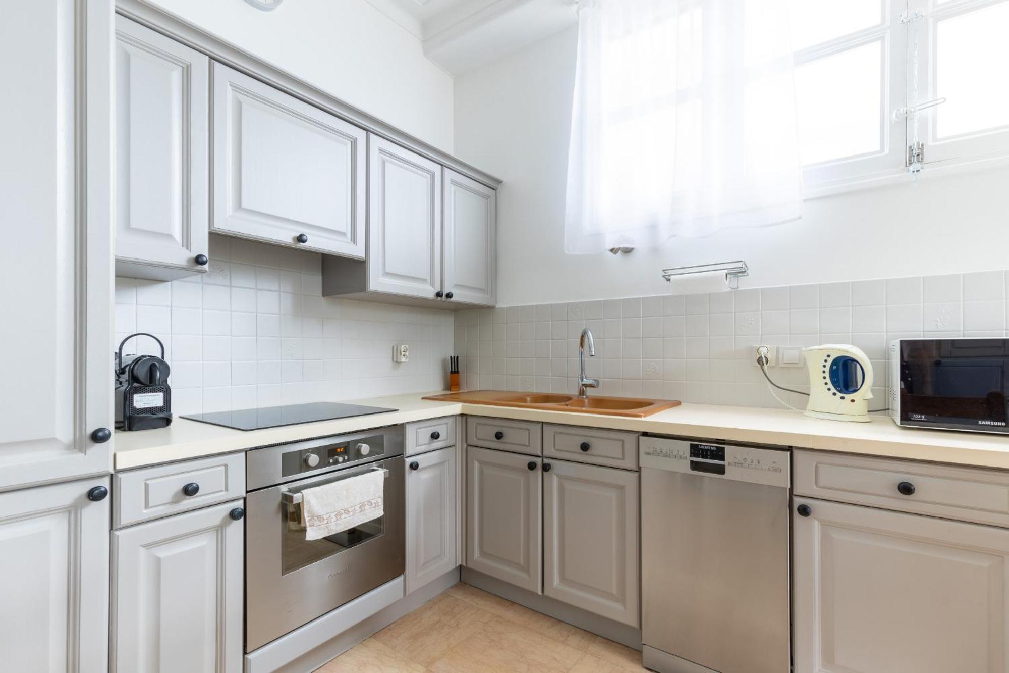 Happyfew La Promenade 53 Apartment