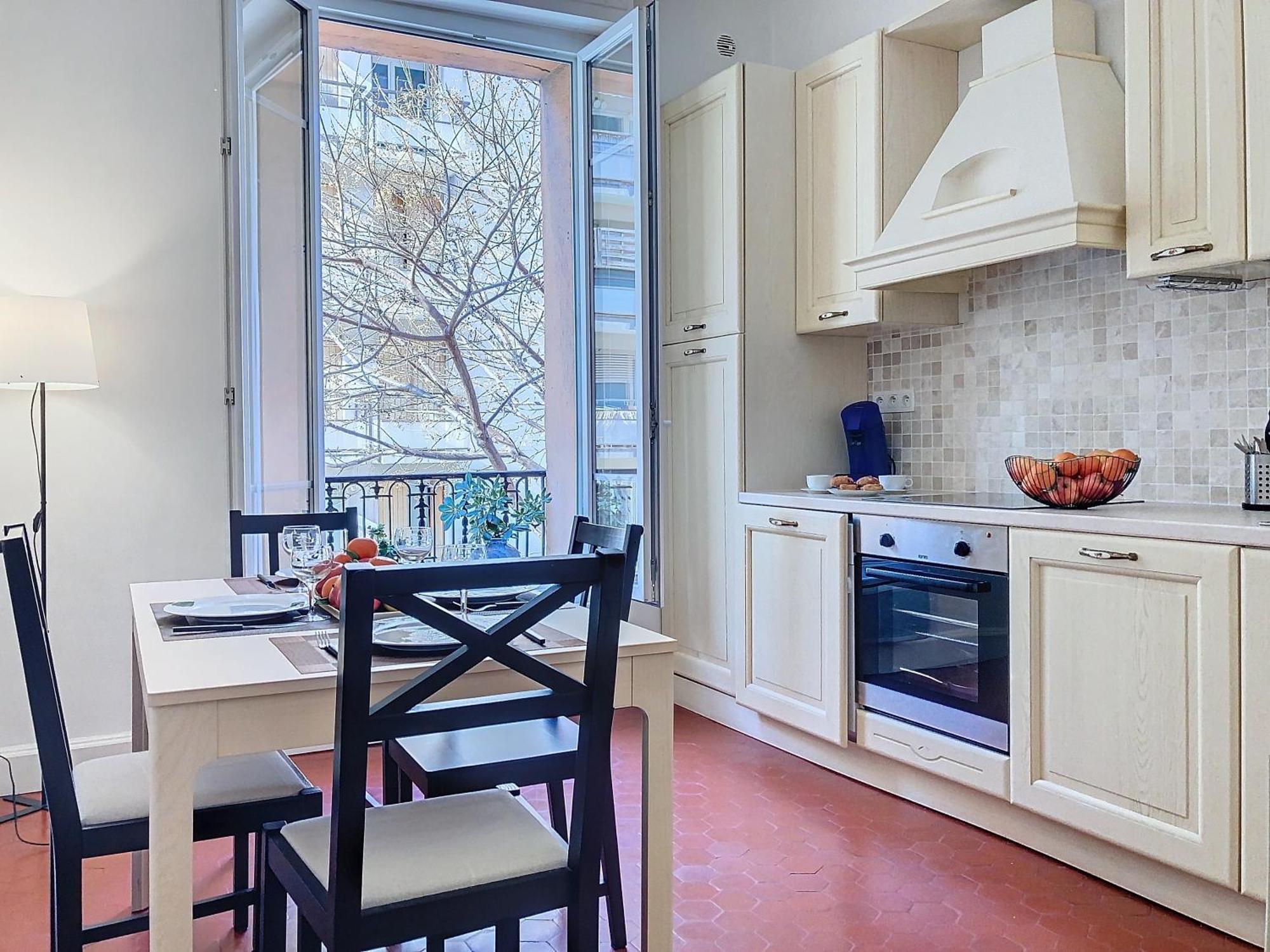 Apartment 2p Moderne Riquier Proche Port, Gare, Tramway