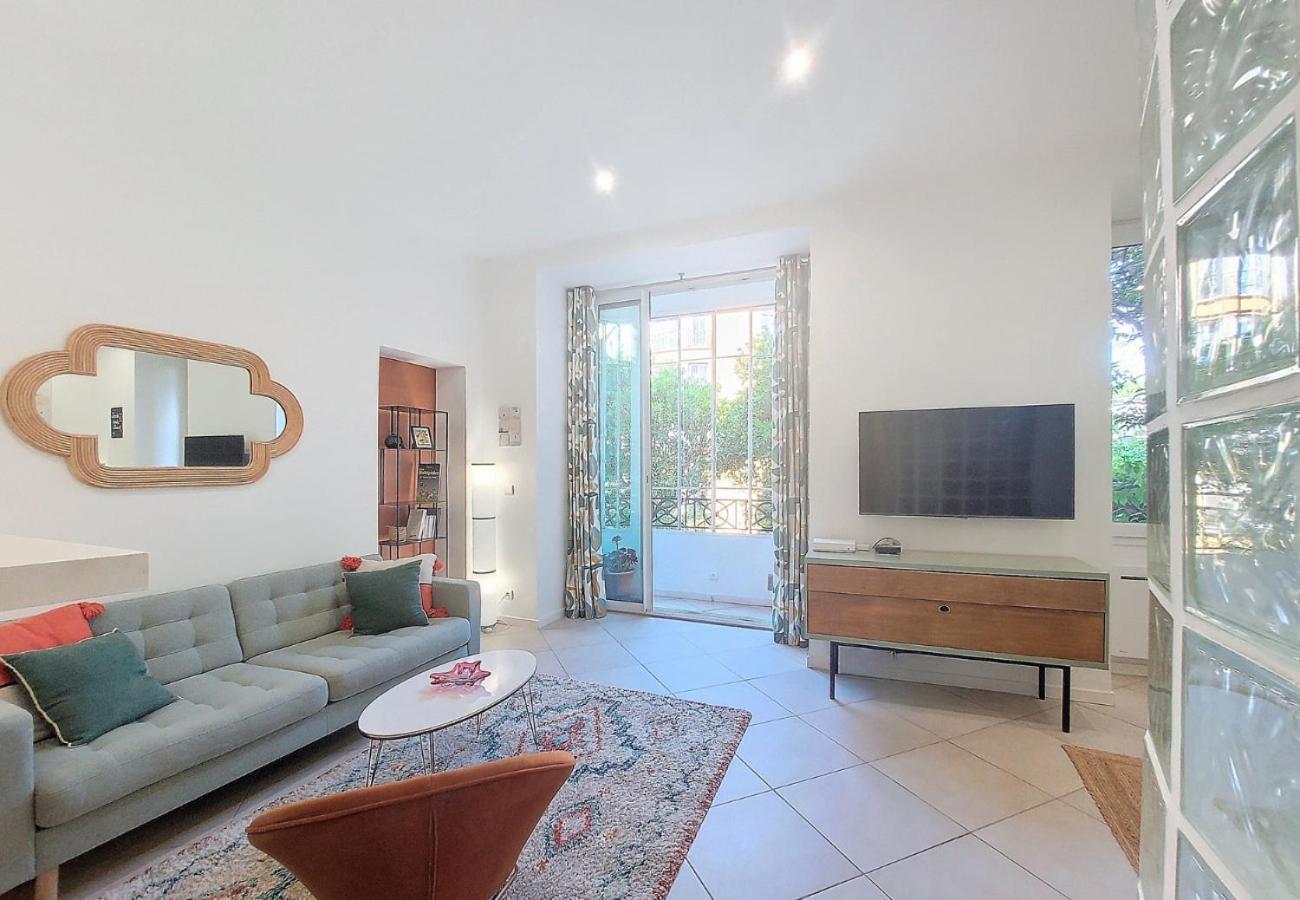 Nestor&jeeves - Bel Air - Center - Modern Apartment *