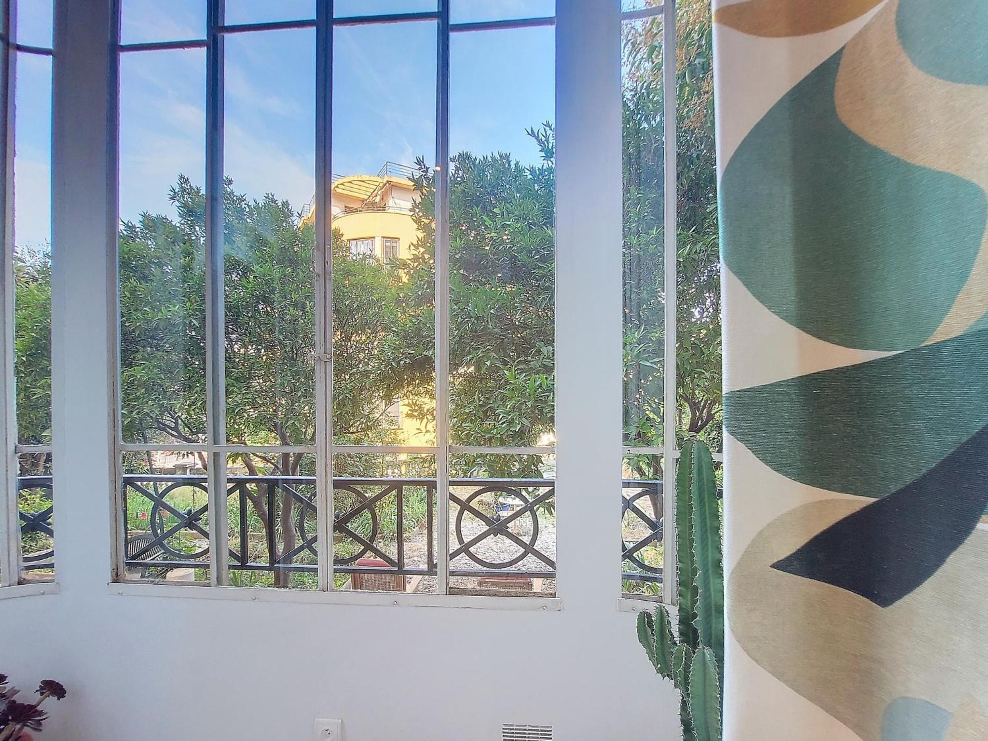 Nestor&jeeves - Bel Air - Center - Modern Apartment