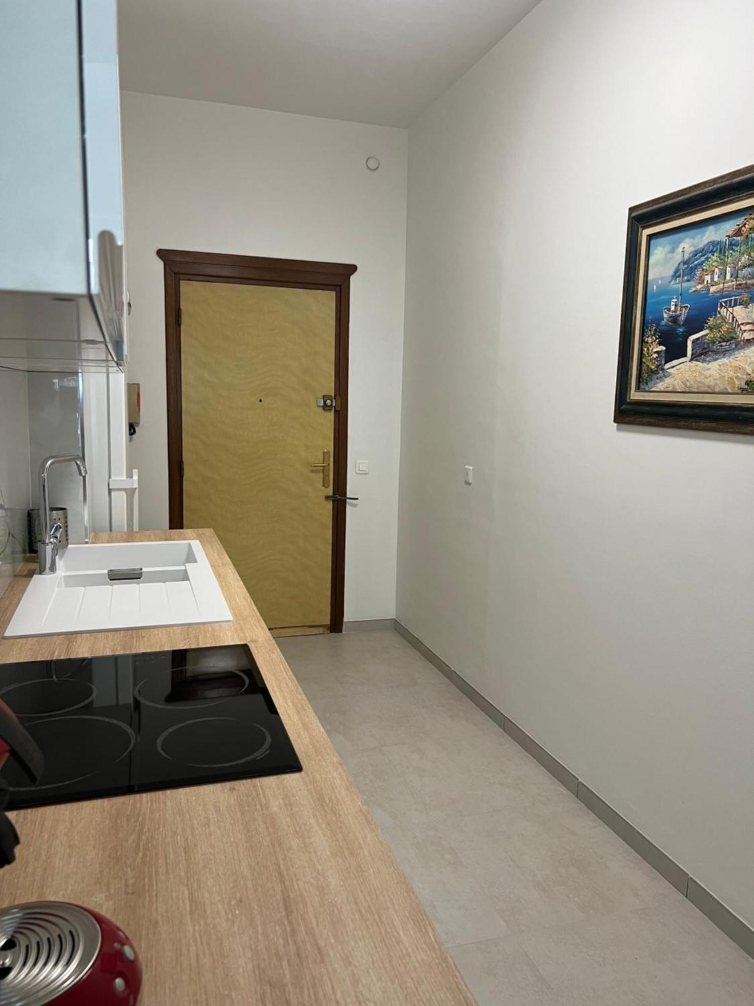 Long Nearby Mariottes H Town Apartment *