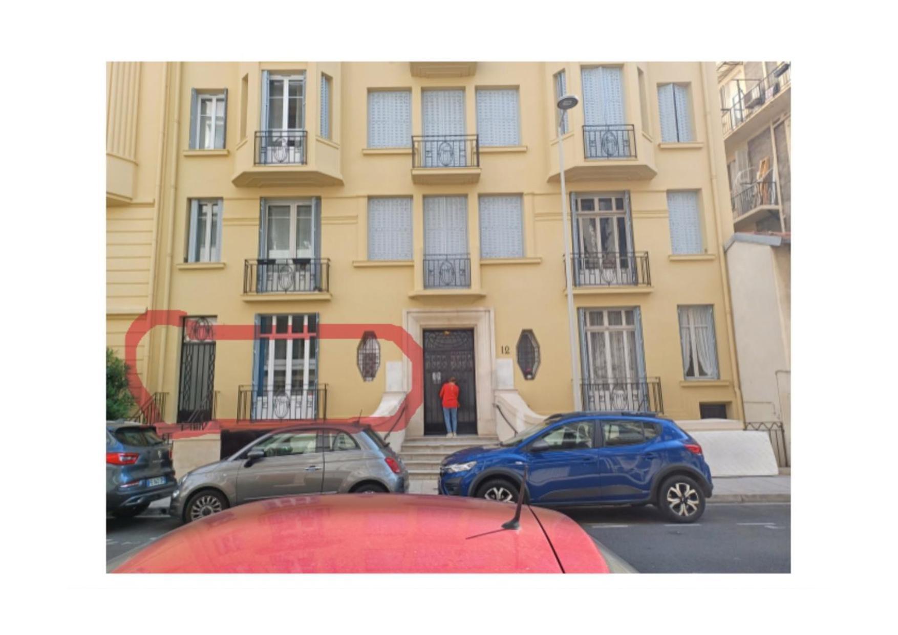 Extraordinaire Grand Au Centre 6 Minutes A Pied De La Et L'hotel Negresco Appartement