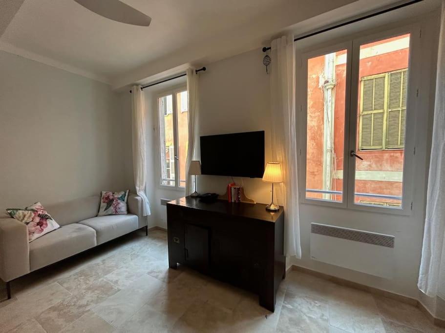 Apartment Rossetti Rosa Vieux 2 Bed Nice