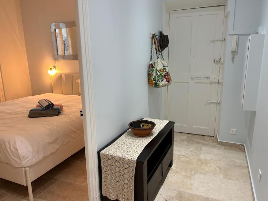 Rossetti Rosa Vieux 2 Bed *