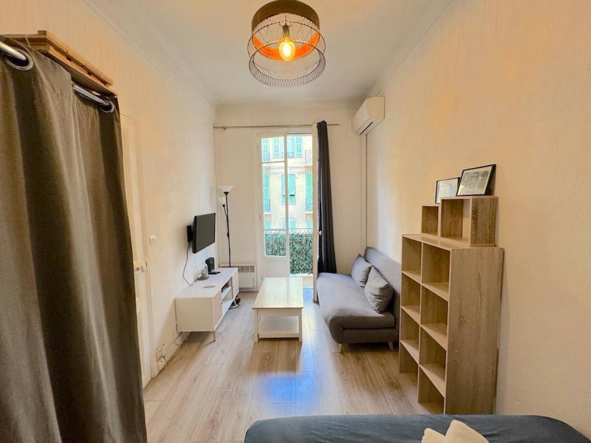 600m Port, Tramway, Clim, Wifi Nice