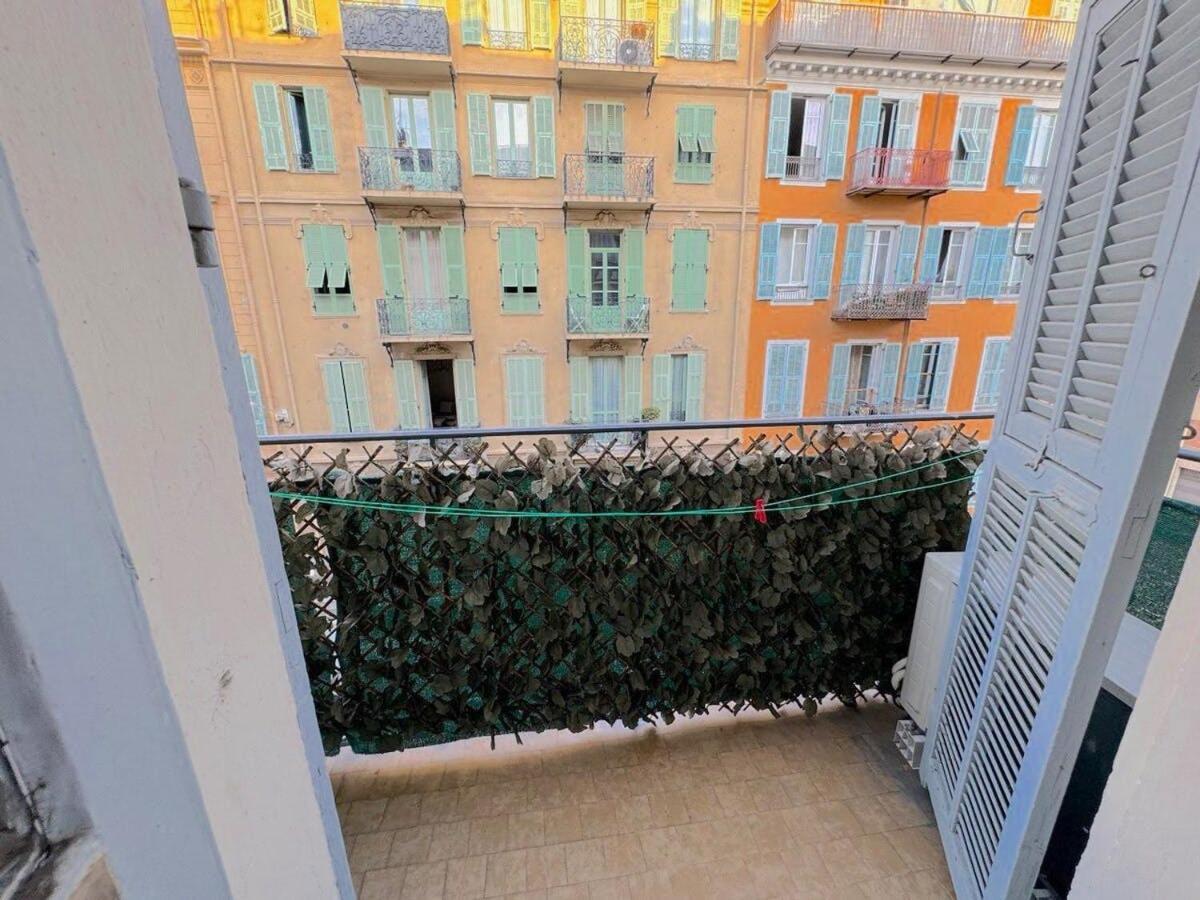 Apartment 600m Port, Tramway, Clim, Wifi Nice