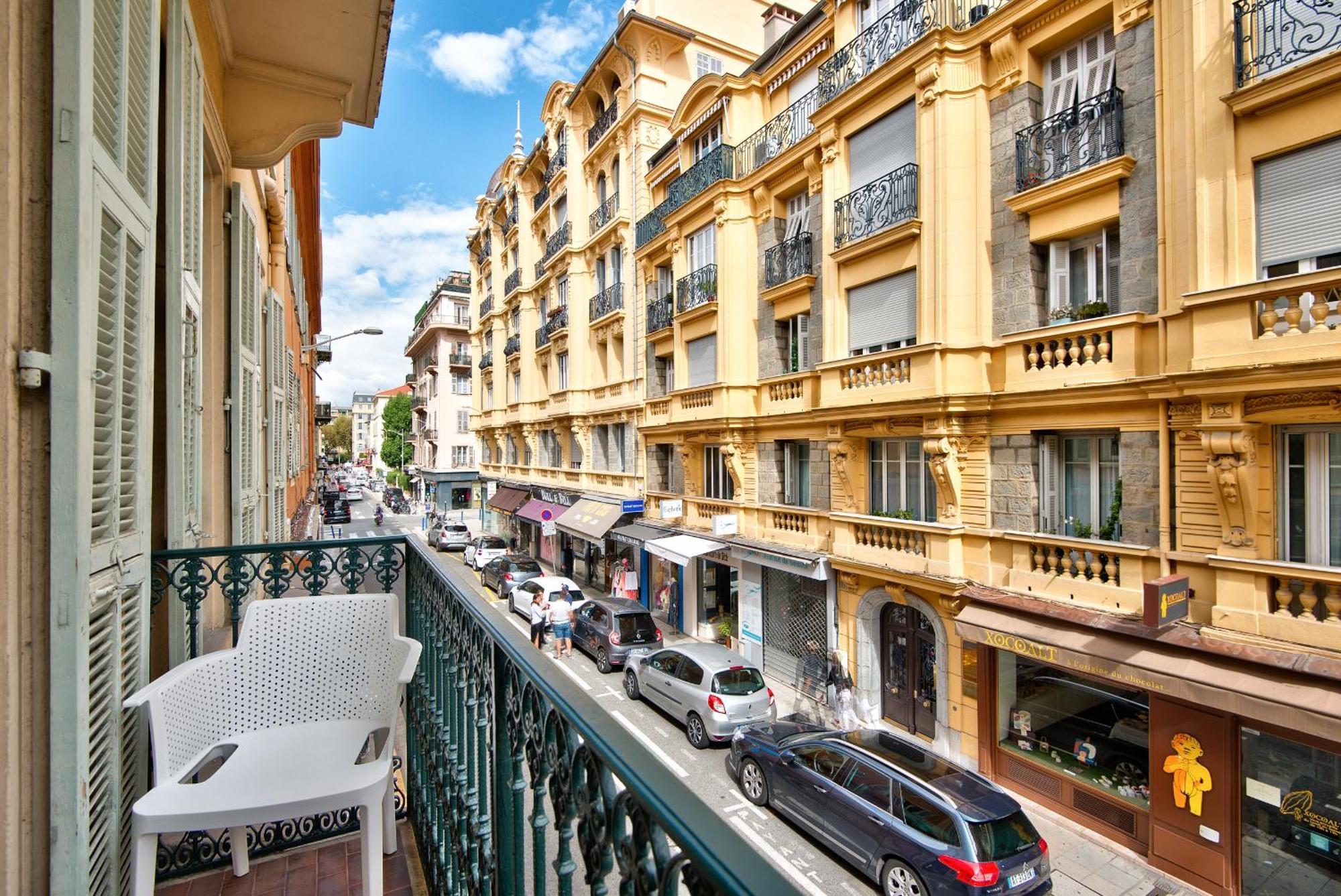 9 Alberti Centre Nice