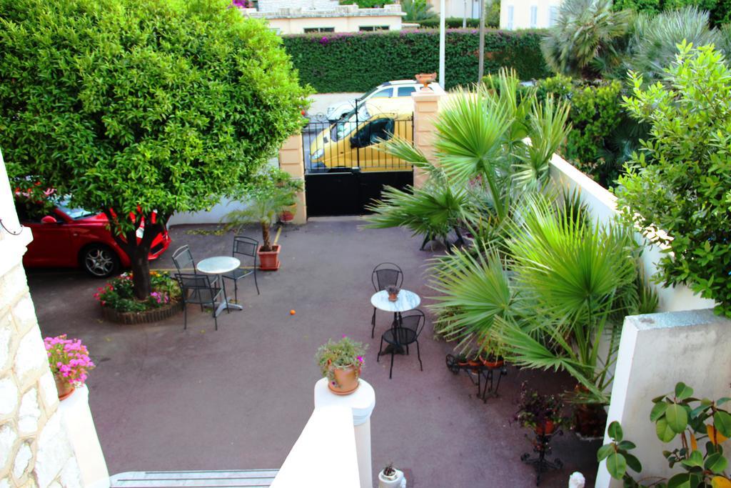 Mon Reve Apartements Acomodação com café da manhã 