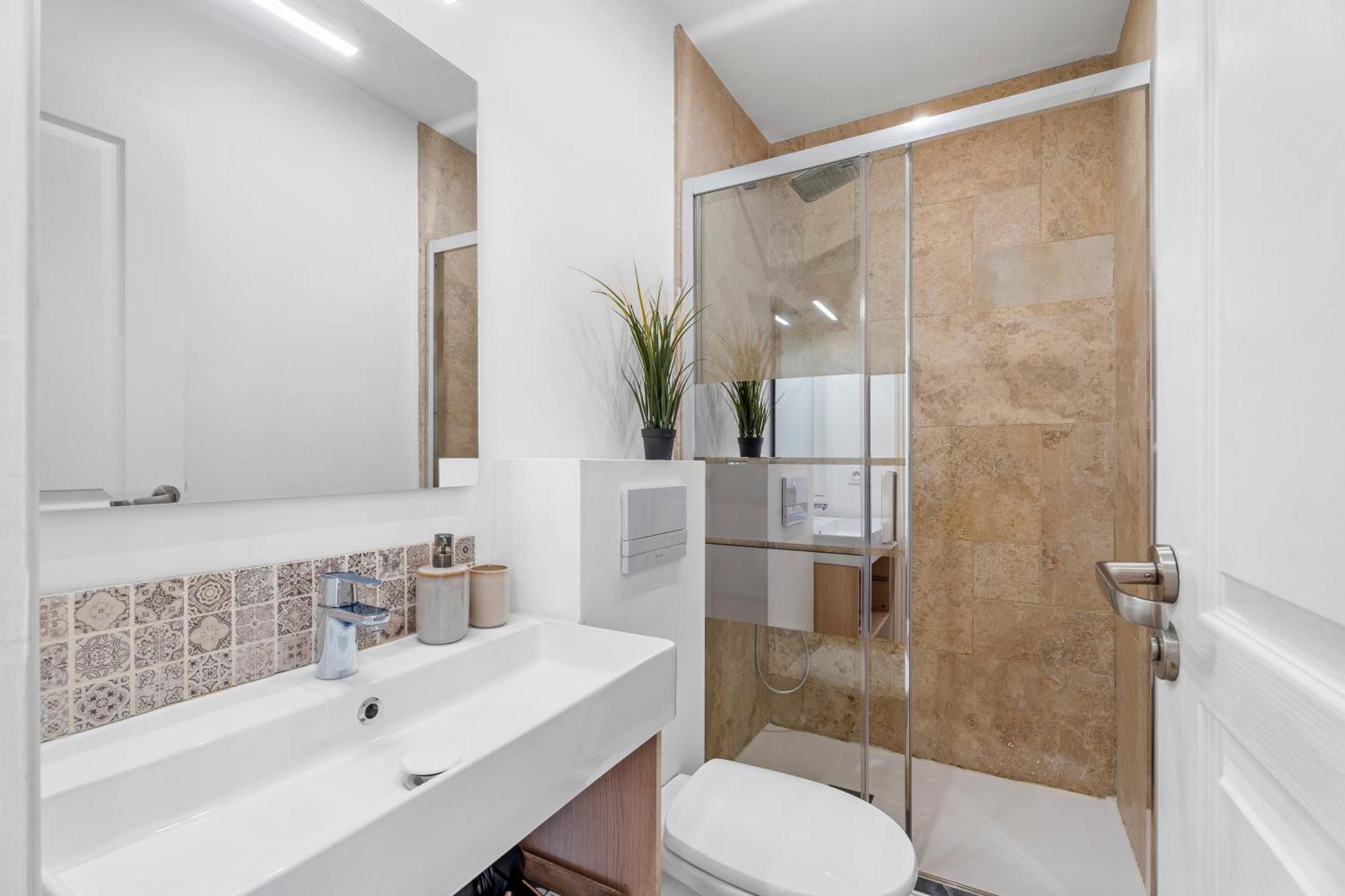 Renting - Cambrai03 - Seaside On The Promenade Des Nice