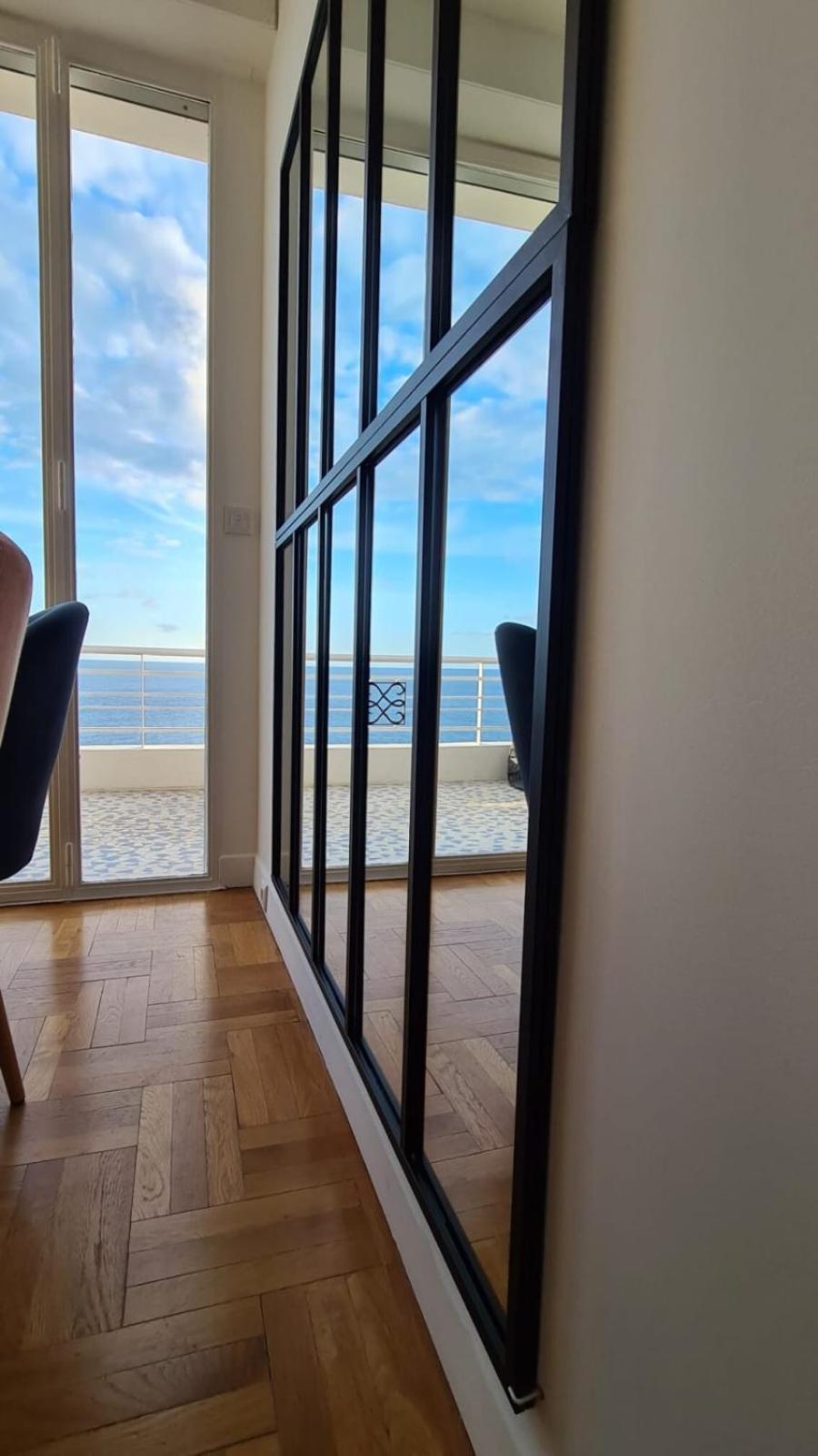 06a1 - Just Like On A Boat Sailing On The Sea Apartamento Nice