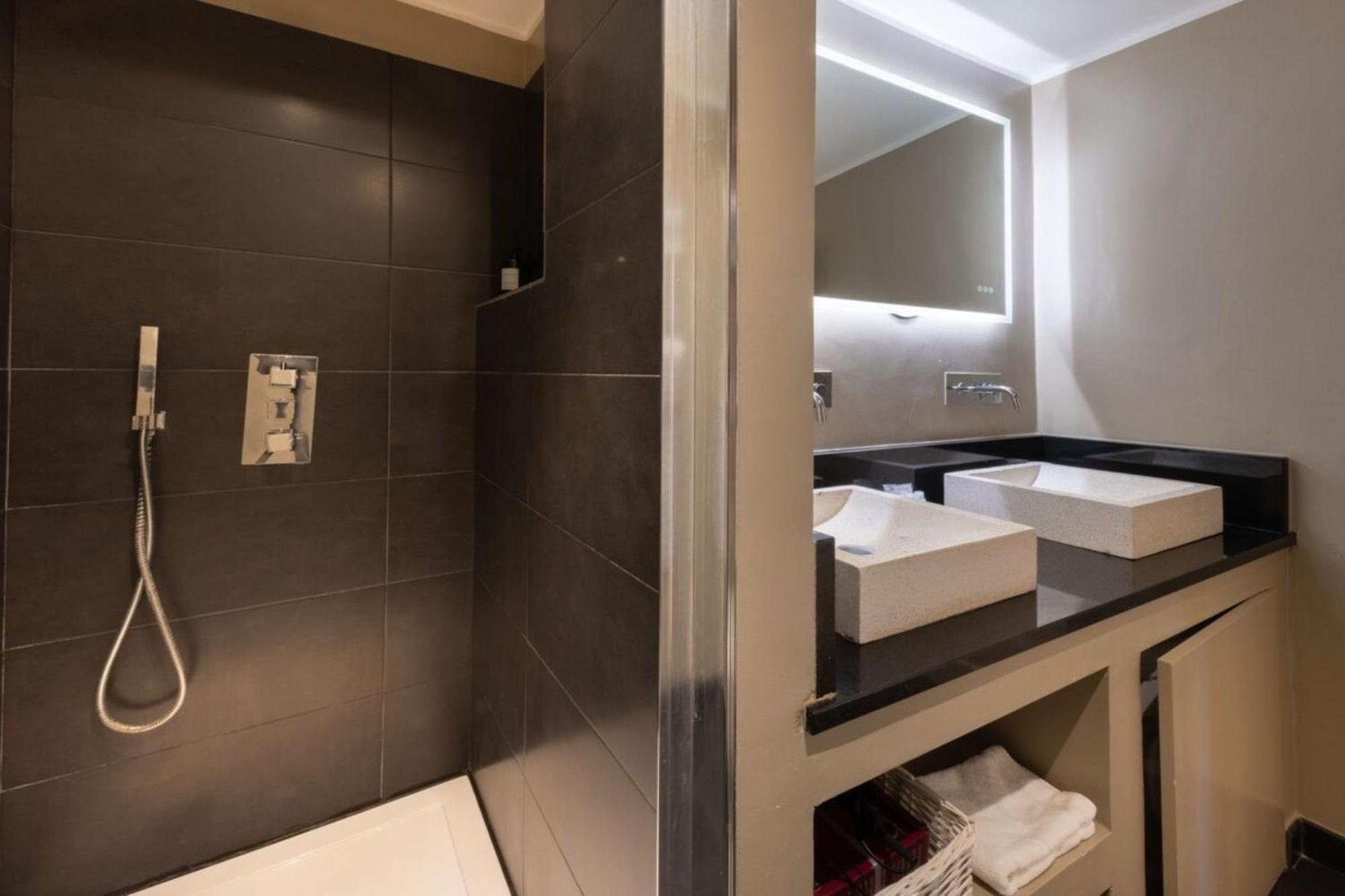 Apartment 06a3 - Lovely In The Heart Of Old Nice
