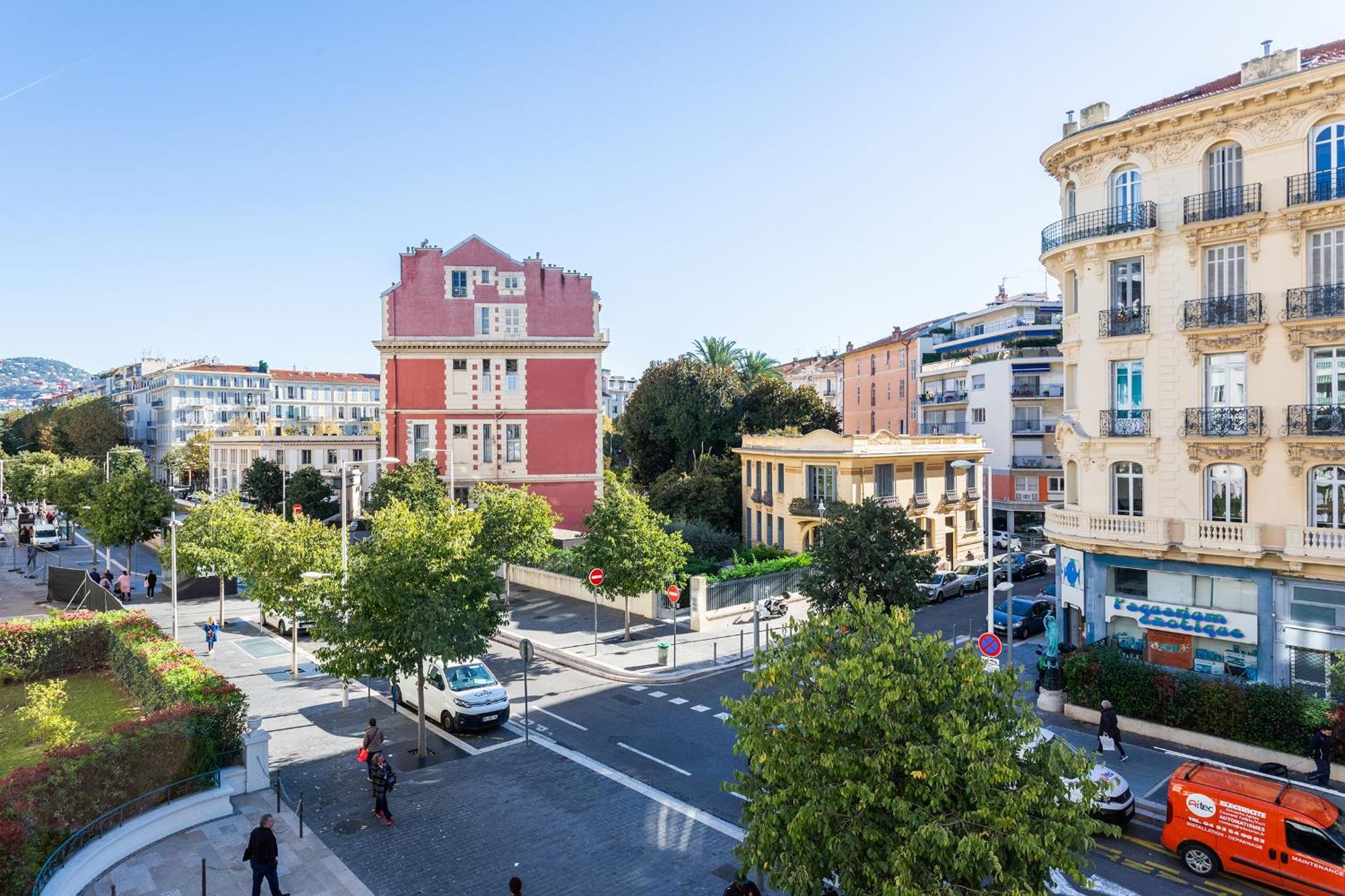 Metropole Ap4113 Nice, By Riviera Homes * Nice