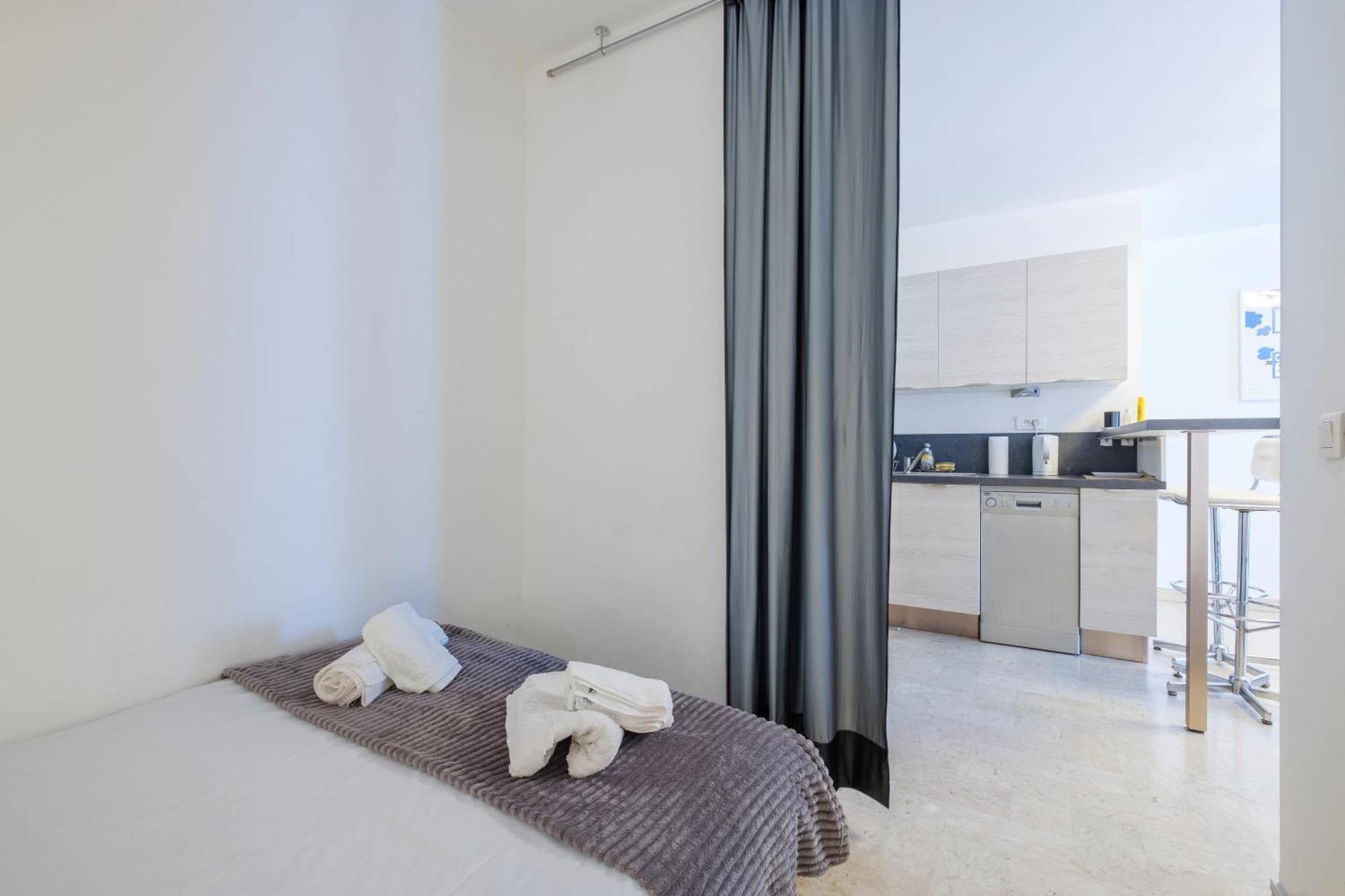 Superbe Rue D'italie Apartamento *
