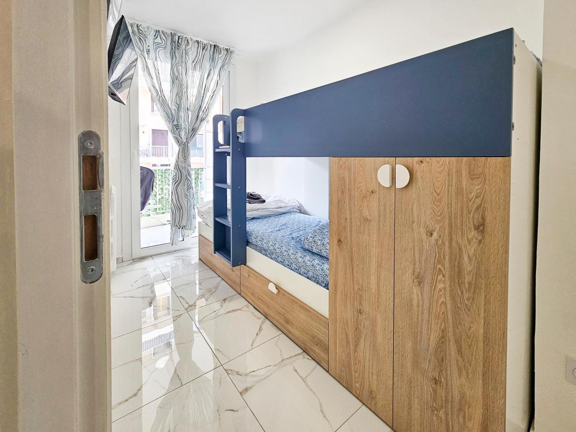 New Big Flat 8 Pers Ac Wifi Apartment *