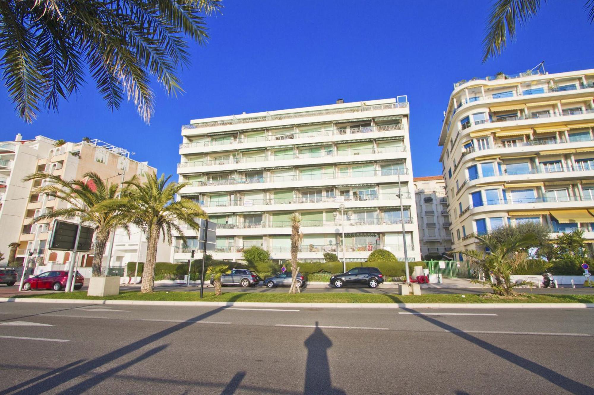 Breathtaking Rooftop Experience On Promenade Apartment *