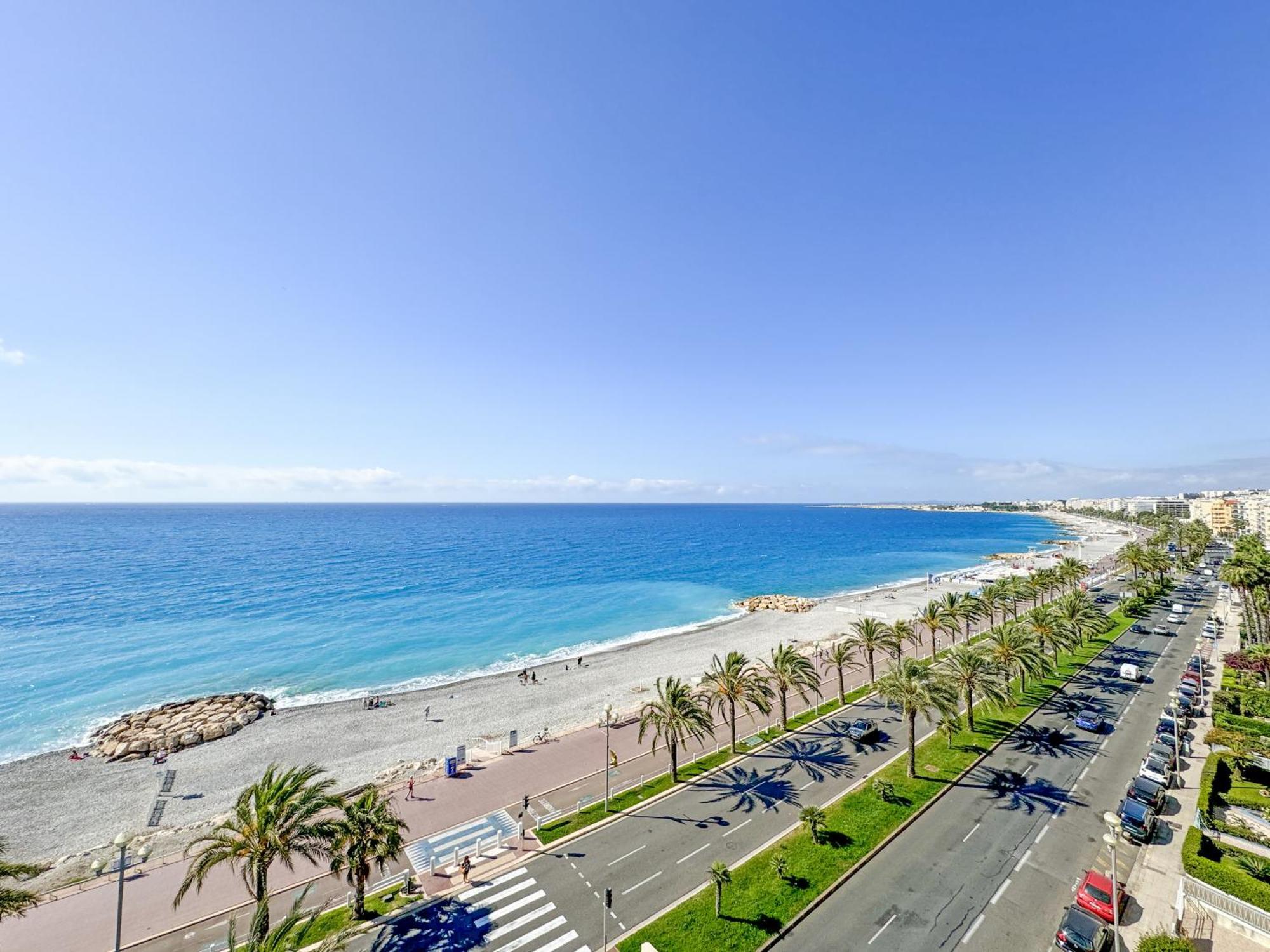 Apartment Breathtaking Rooftop Experience On Promenade Nice
