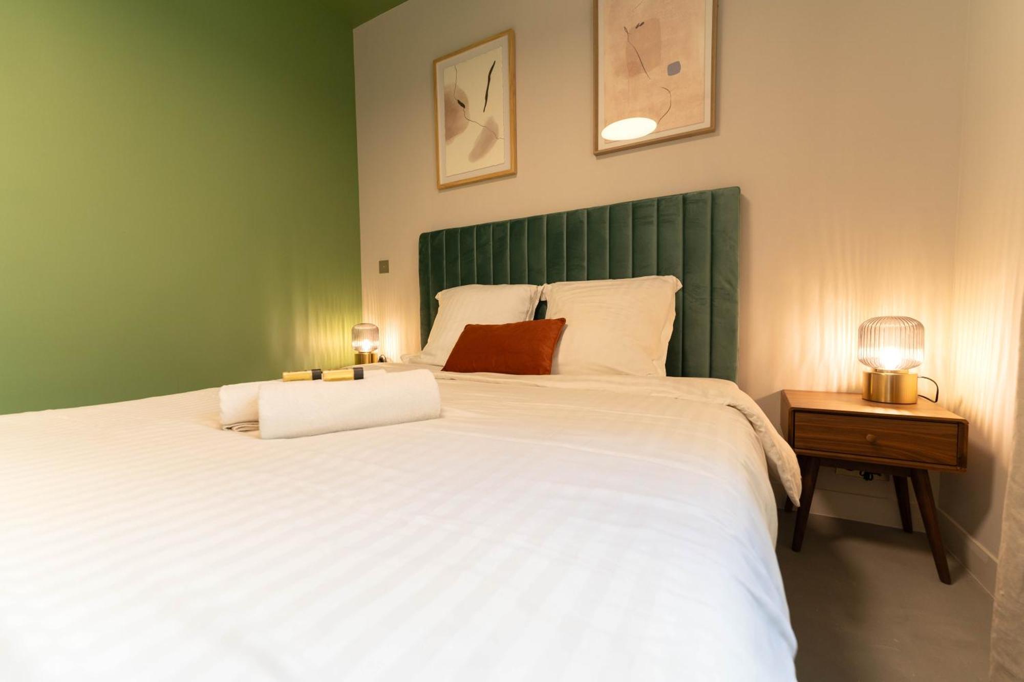 Old Town Diamond, Adorable Sunny With Ac Apartment