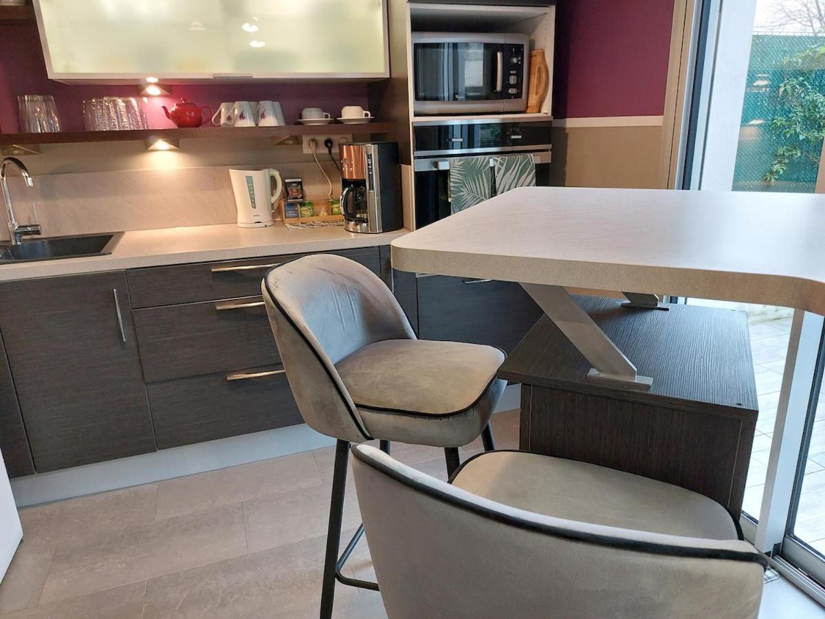 Cosy F1 Avec Grande Terrasse A 2 Pas Du Tramway Apartment Nice