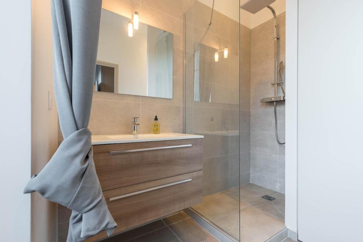 T2 Neuf Clim Balcon Garibaldi Acropolis Apartment *