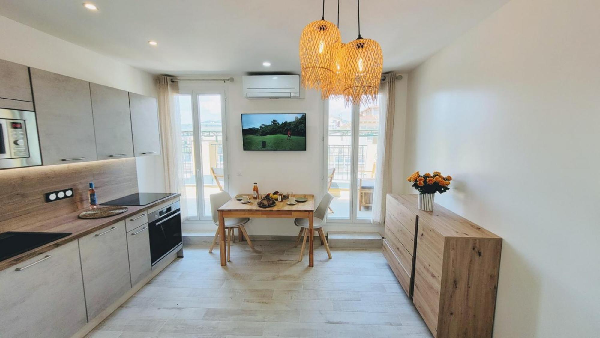 Ze Perfect Place - Opera - 2 Chb - Ac - Terrasse Apartment *