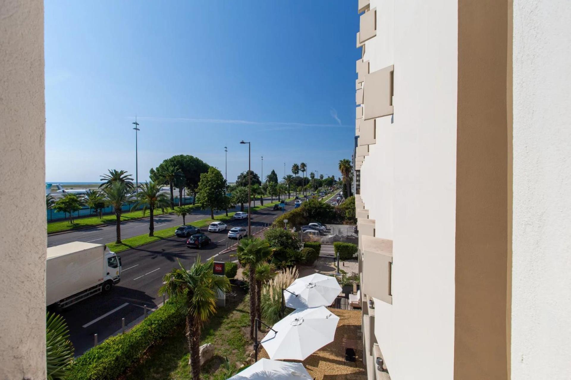 2 Bedroom Ocean View Appartement Nice