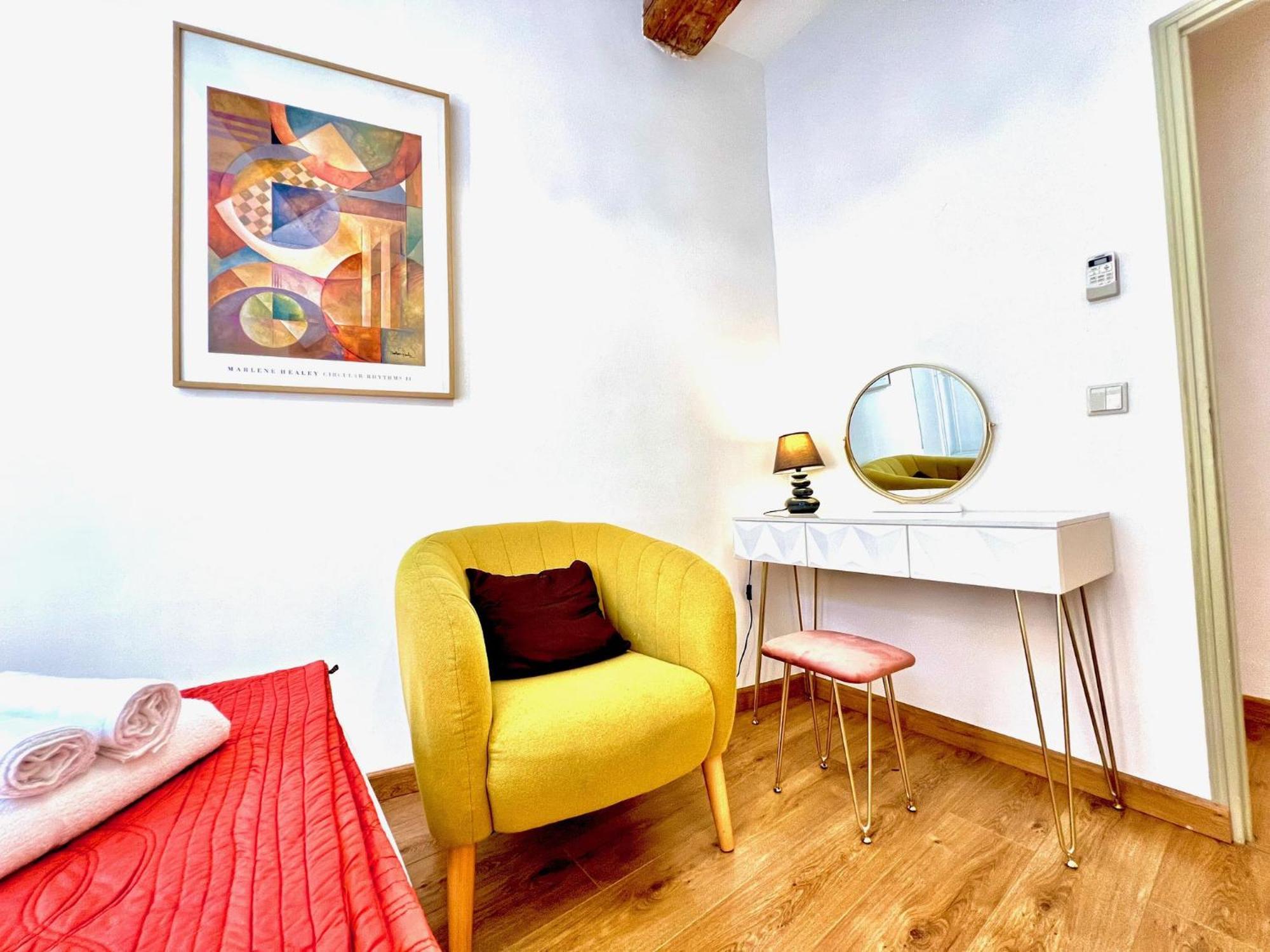 Riviera - La Maison De Francois - Old Town Apartment *