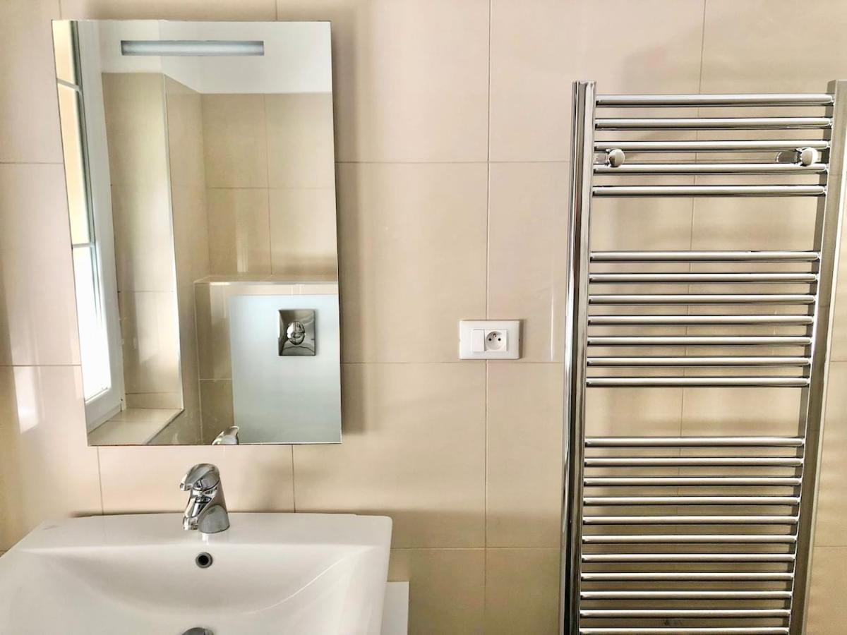 Carre D'or, Superbe Sur Jardin, Elegant Et Ensoleille Apartment