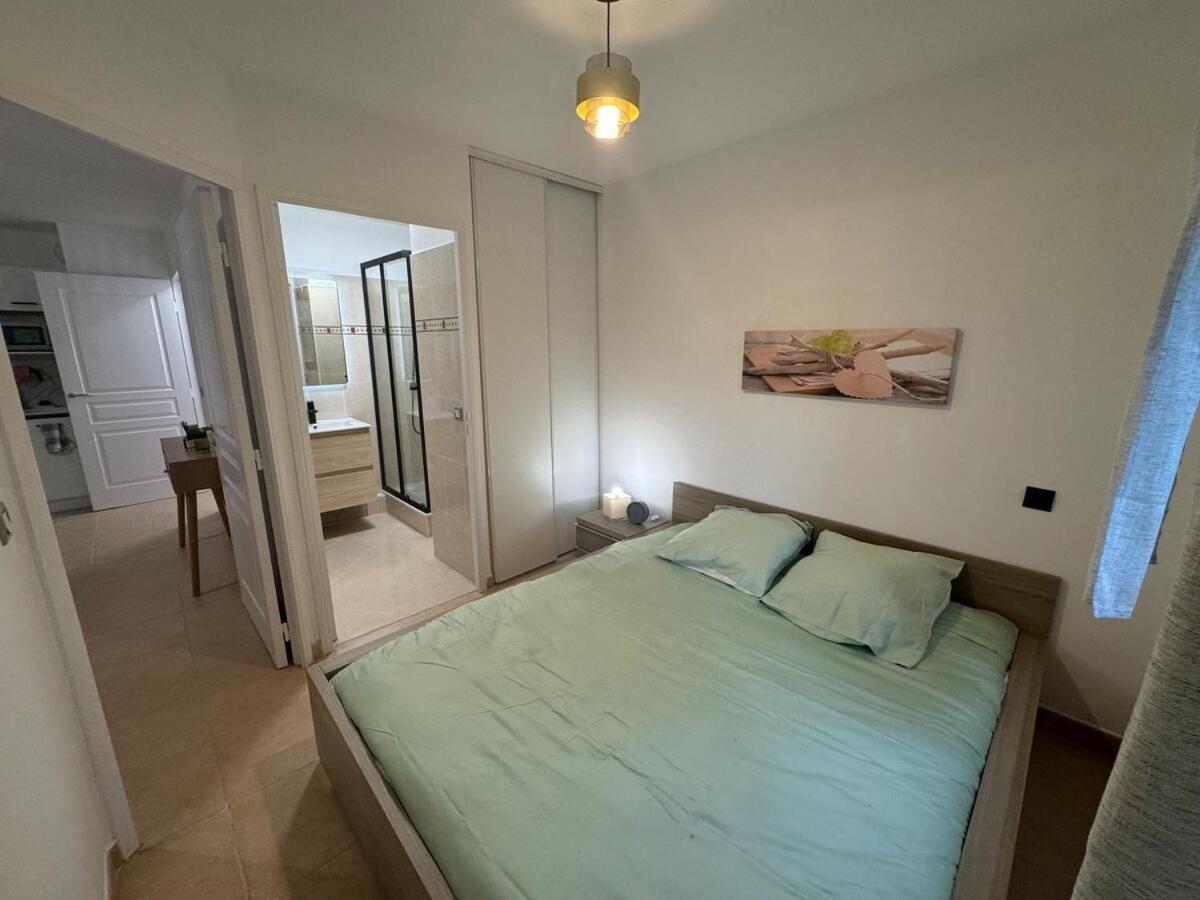 Spacieux 2 Pieces Au Port De * Nice