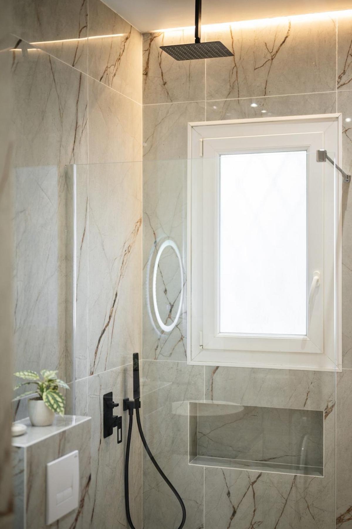 Bleu Rivage - Magnifique 2p Au Port De - 1 Et 1 Mezzanine Apartment Nice