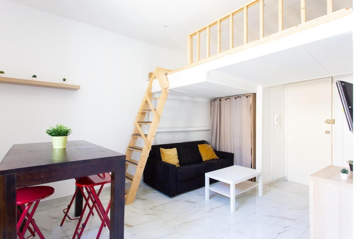 Gioa- Avec Balcon, Place Garibaldi -paillon Apartamento *