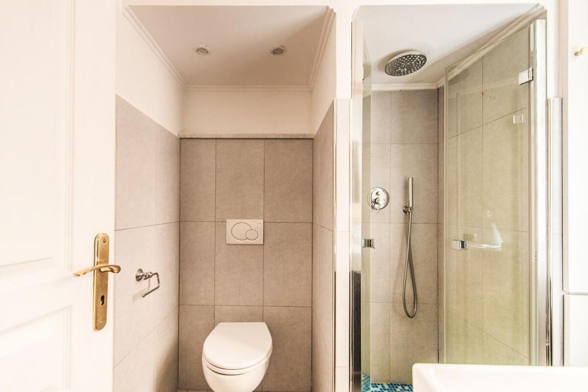 Fiora- Cosy Studio, 2 Min Des Plages - Promenade Des Apartment
