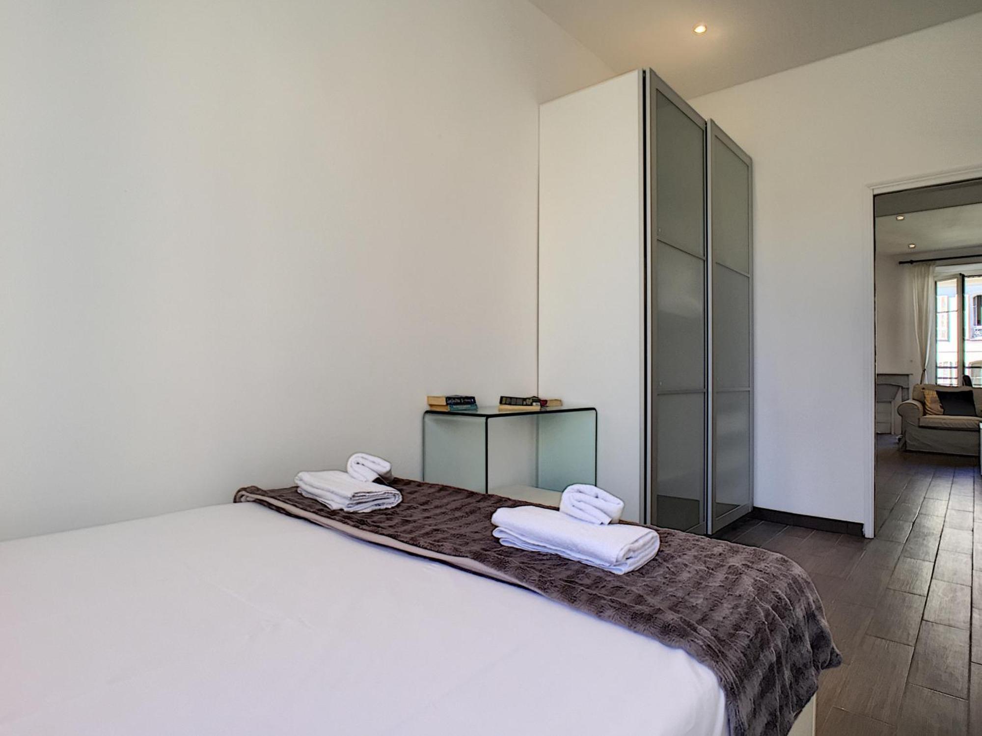 Nestor&jeeves - Dolce Master - Jean Medecin *