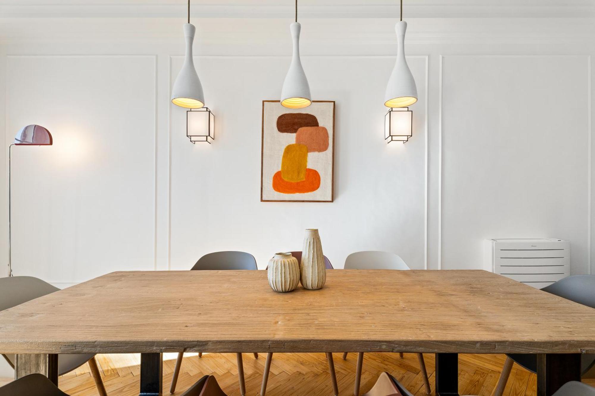 Apartment Renting - Victor - Historic Palace Luxury 3 Bedrooms