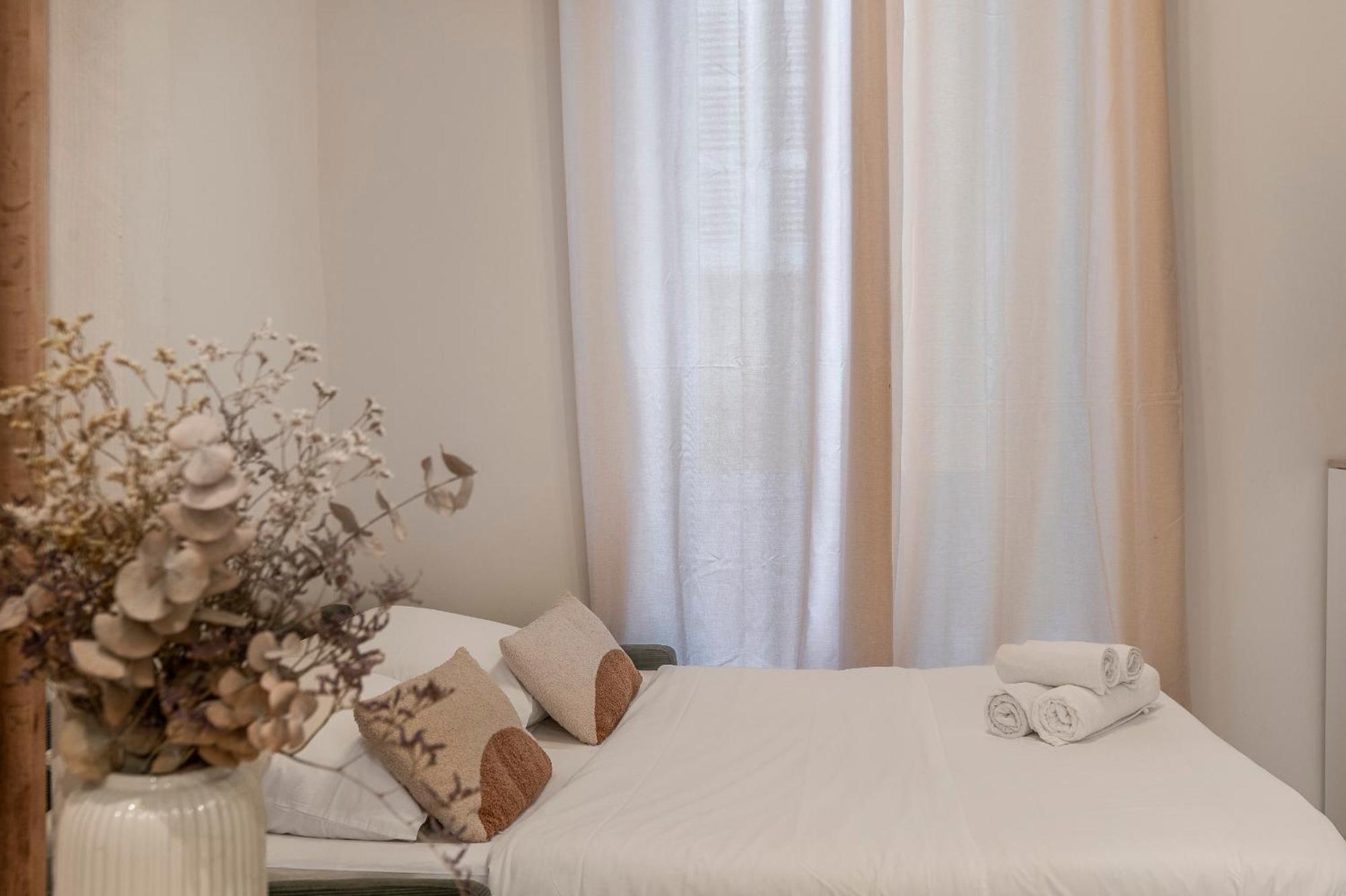 Apartment 2 Pieces Dans Le Vieux - A 3 Min De La Et Du Celebre Cours Saleya *
