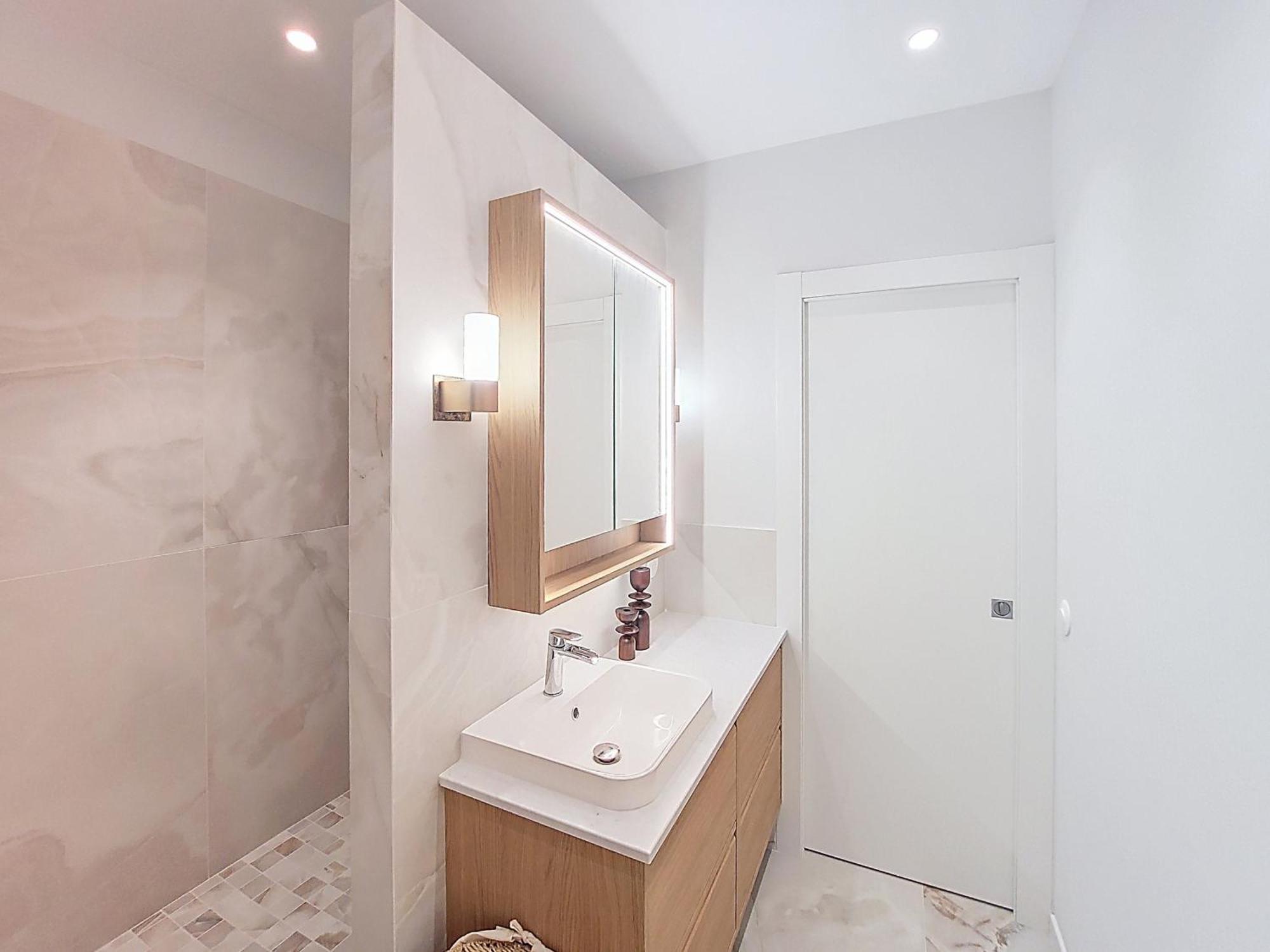Nestor&jeeves - Pepyte - Design - Near Apartment