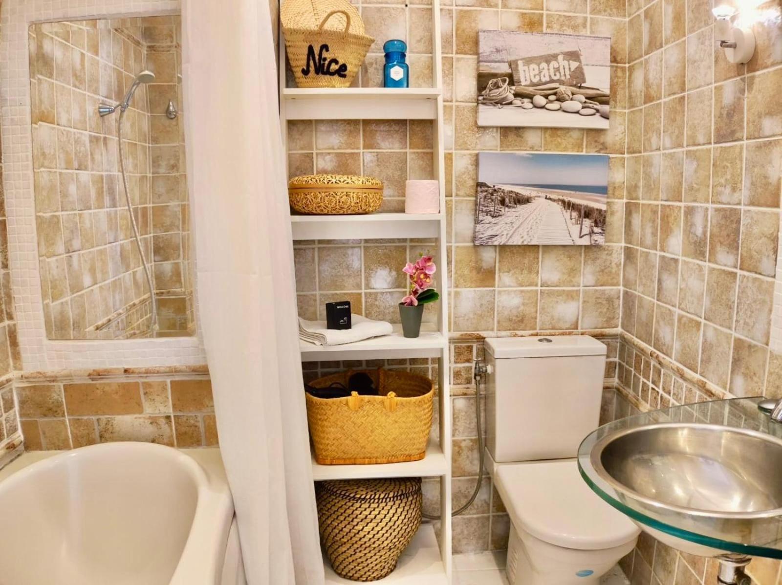 Apartment Sea Front Yourhosthelper Nice