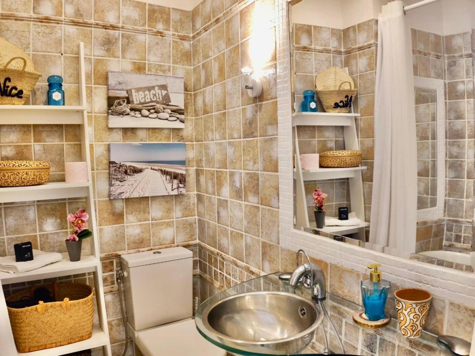 Sea Front Yourhosthelper Nice