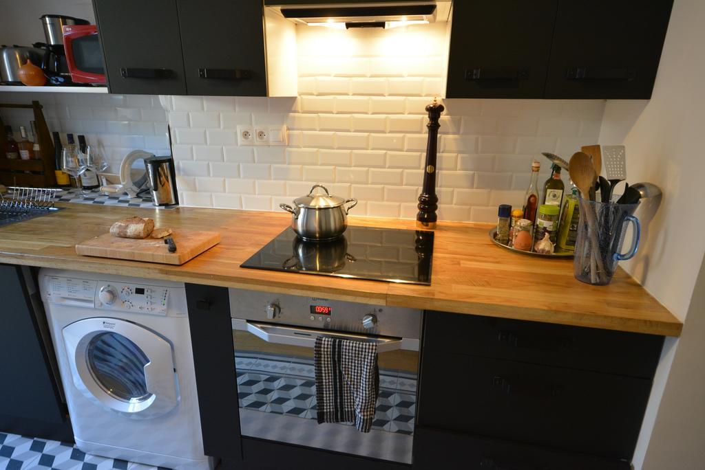 Be Our Guests In Port Le Pin Apartment Nice