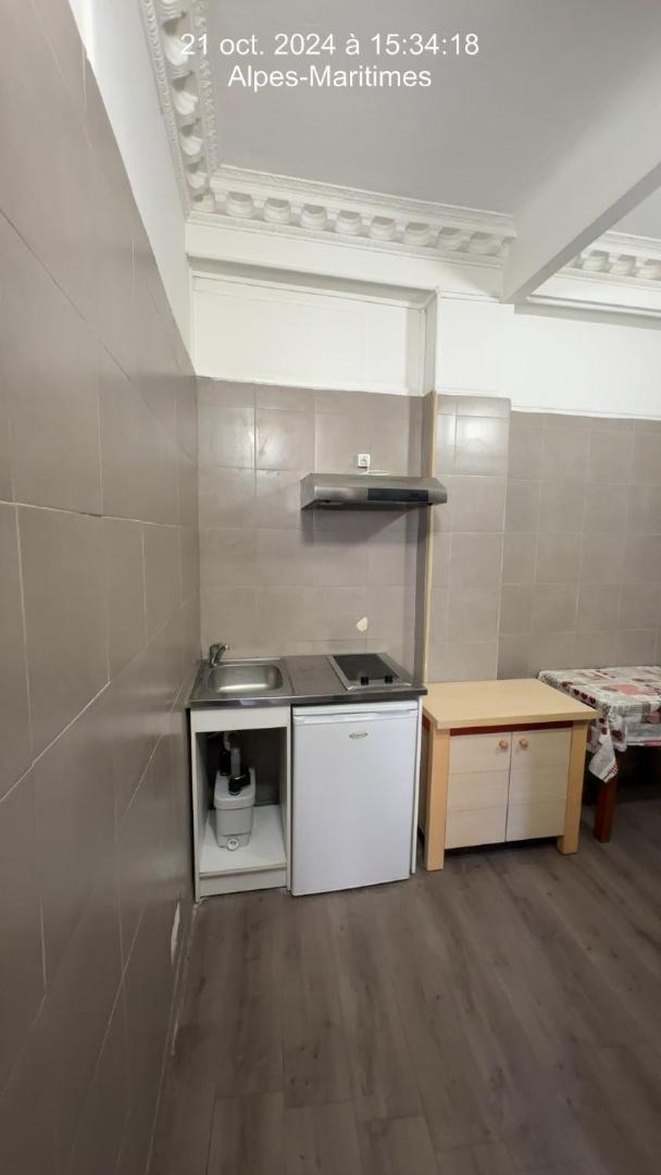 Simple Stay-centre Au Calme * Nice