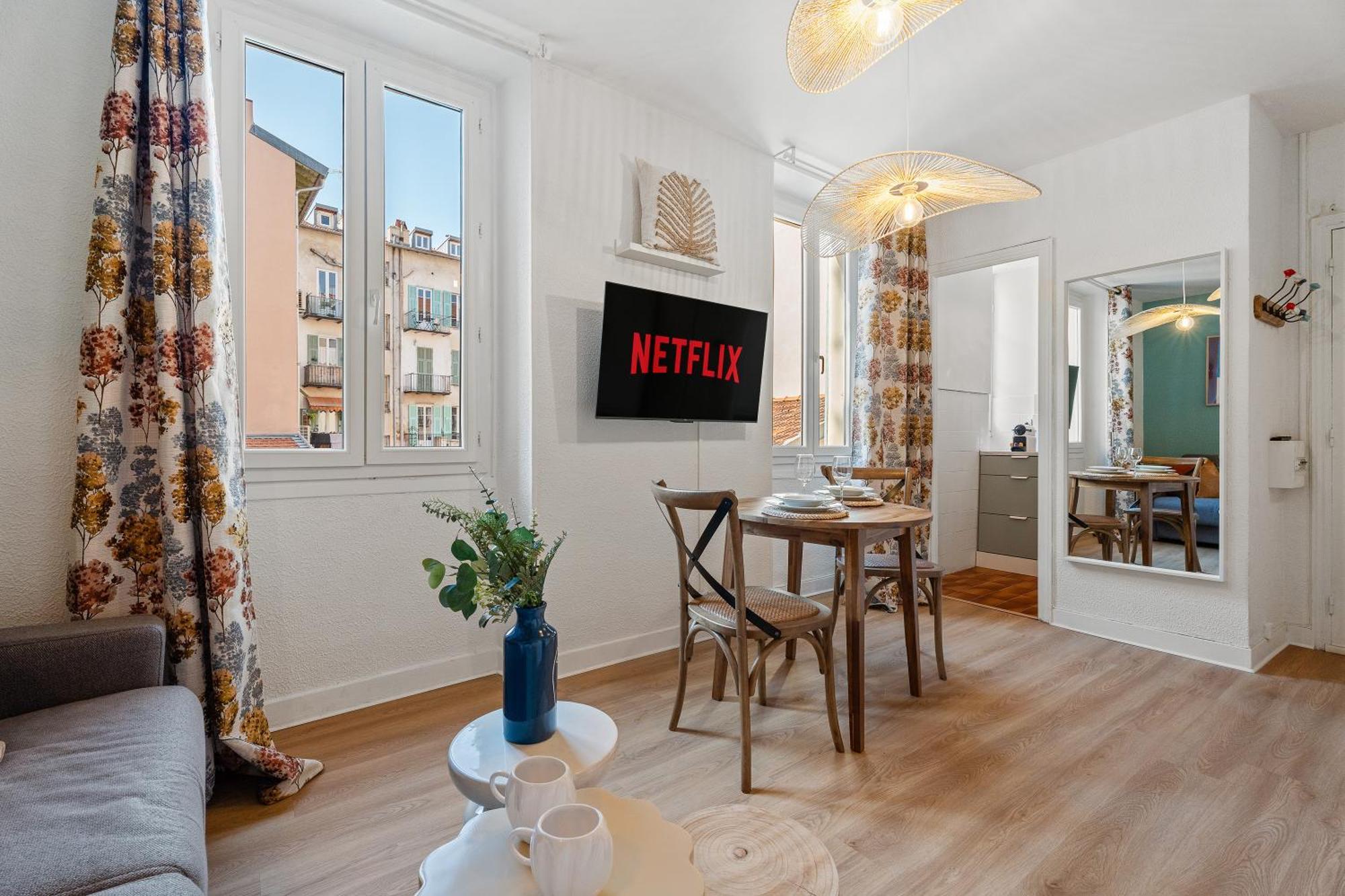 Apartment Renting - Clemenceau - Riviera Cocoon Calm Elegance Design *