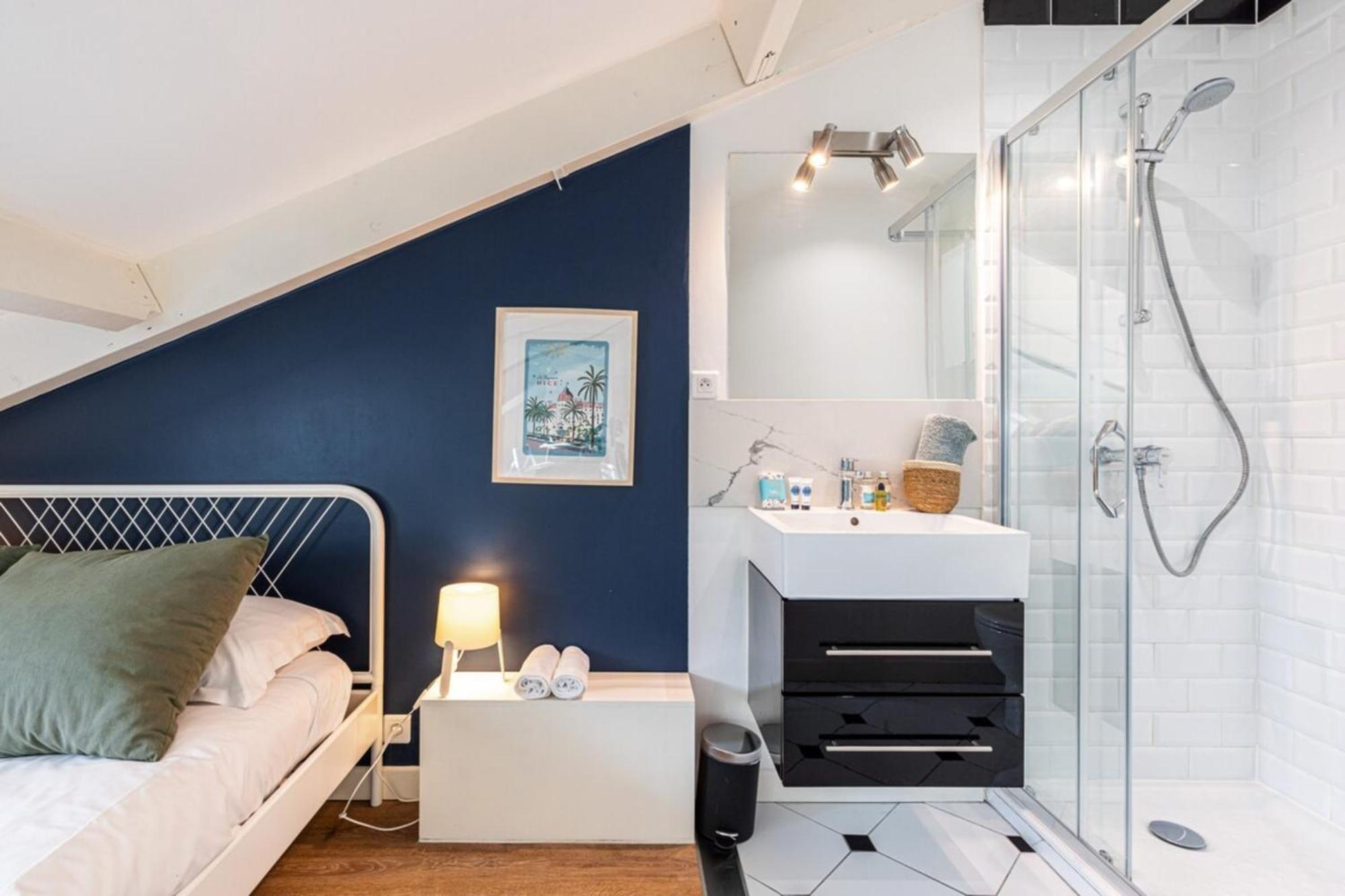 Deroulede - Superb Studio Suite W Ac Downtown *