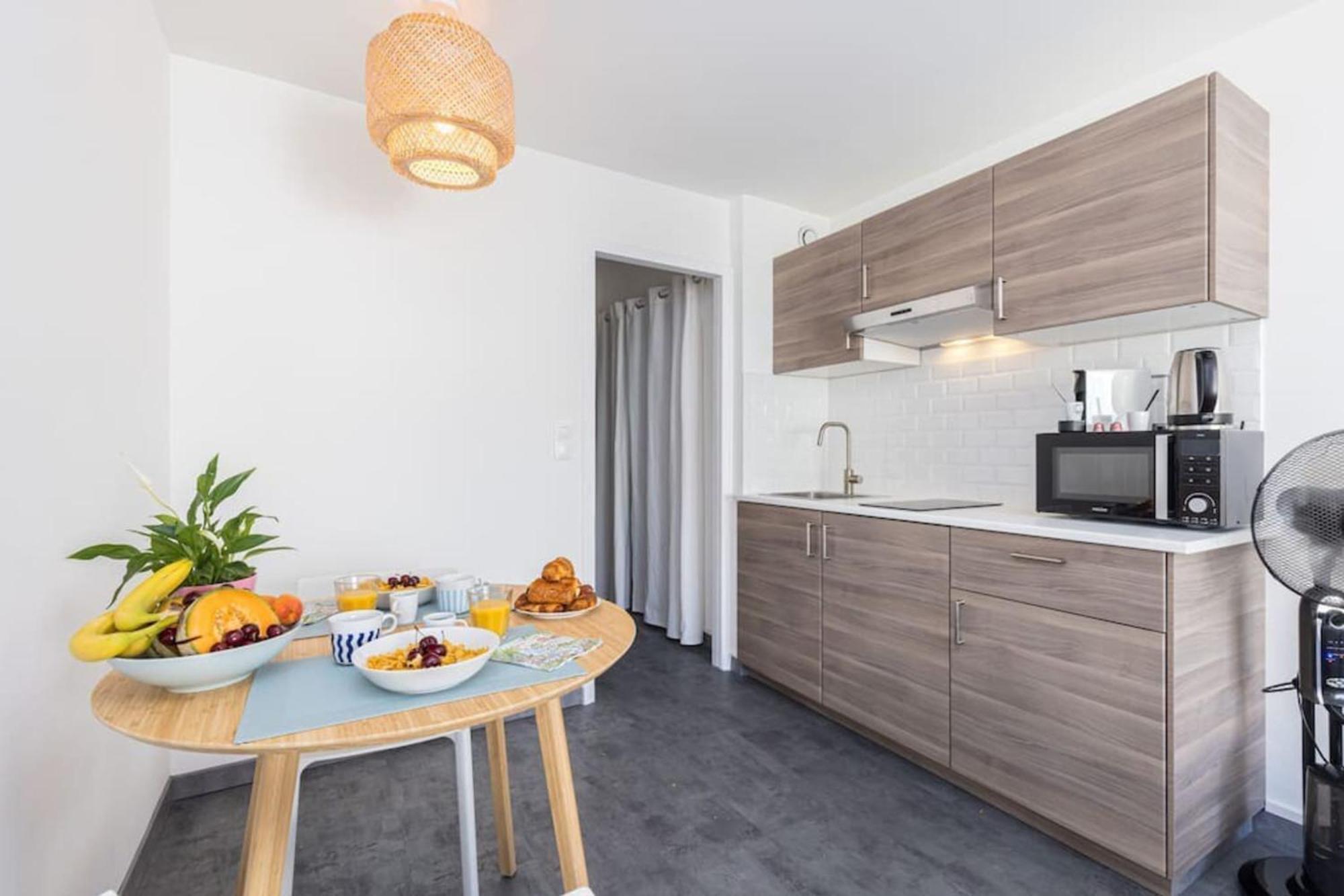 Grosso 4 - Studio With Balcony - Near The Sea Apartment