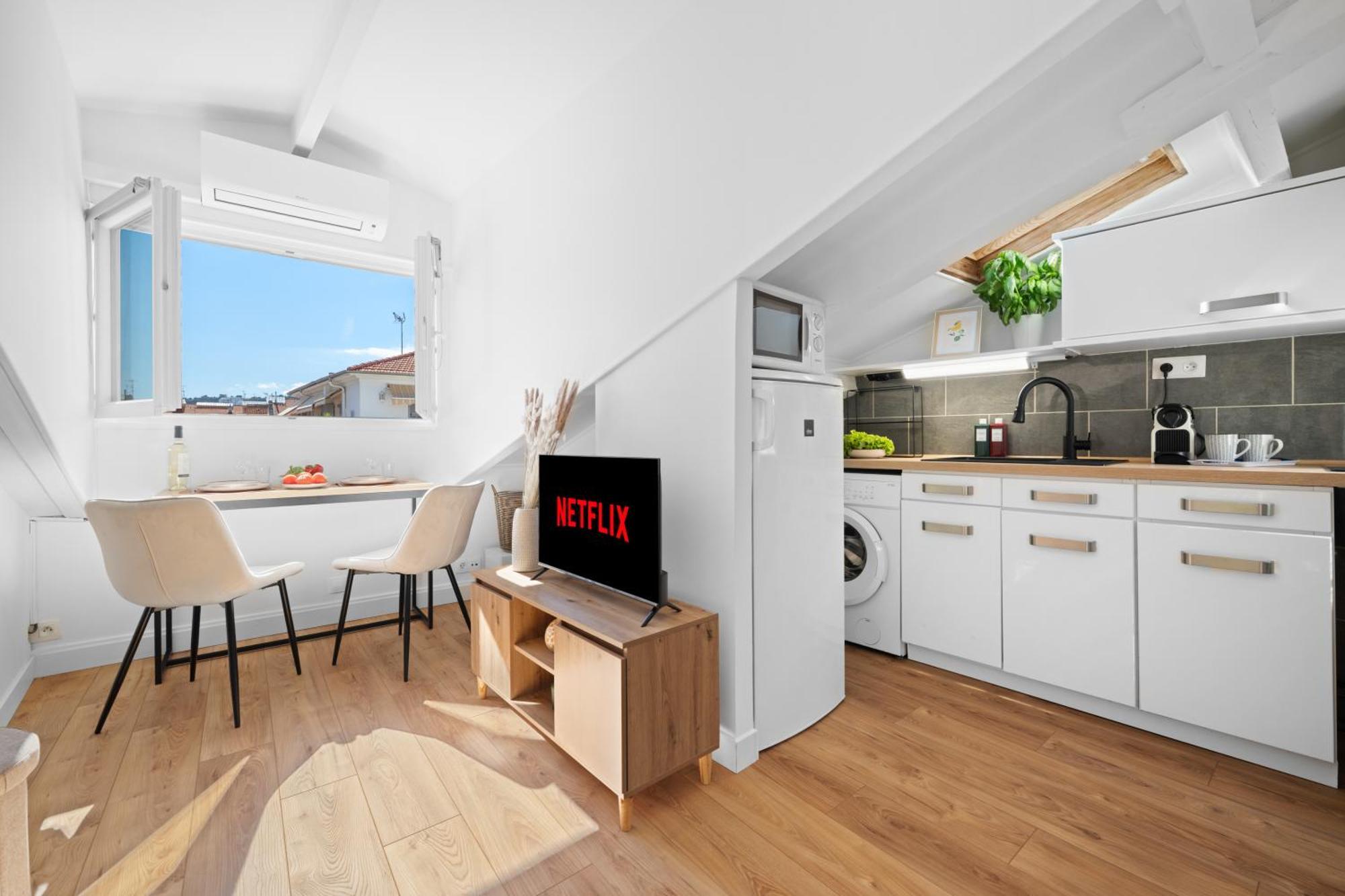 Charme & Soleil Au Dernier Etage Liberation *