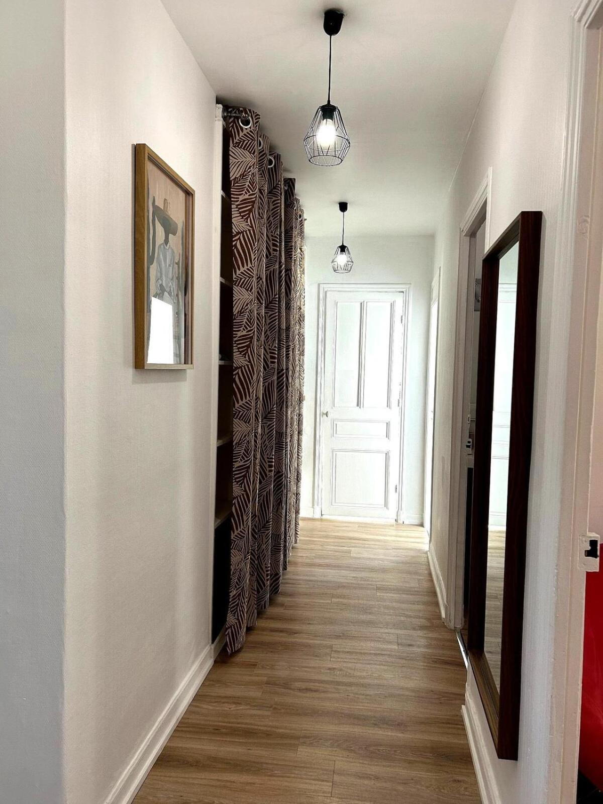 Apartment Charming Flat In *