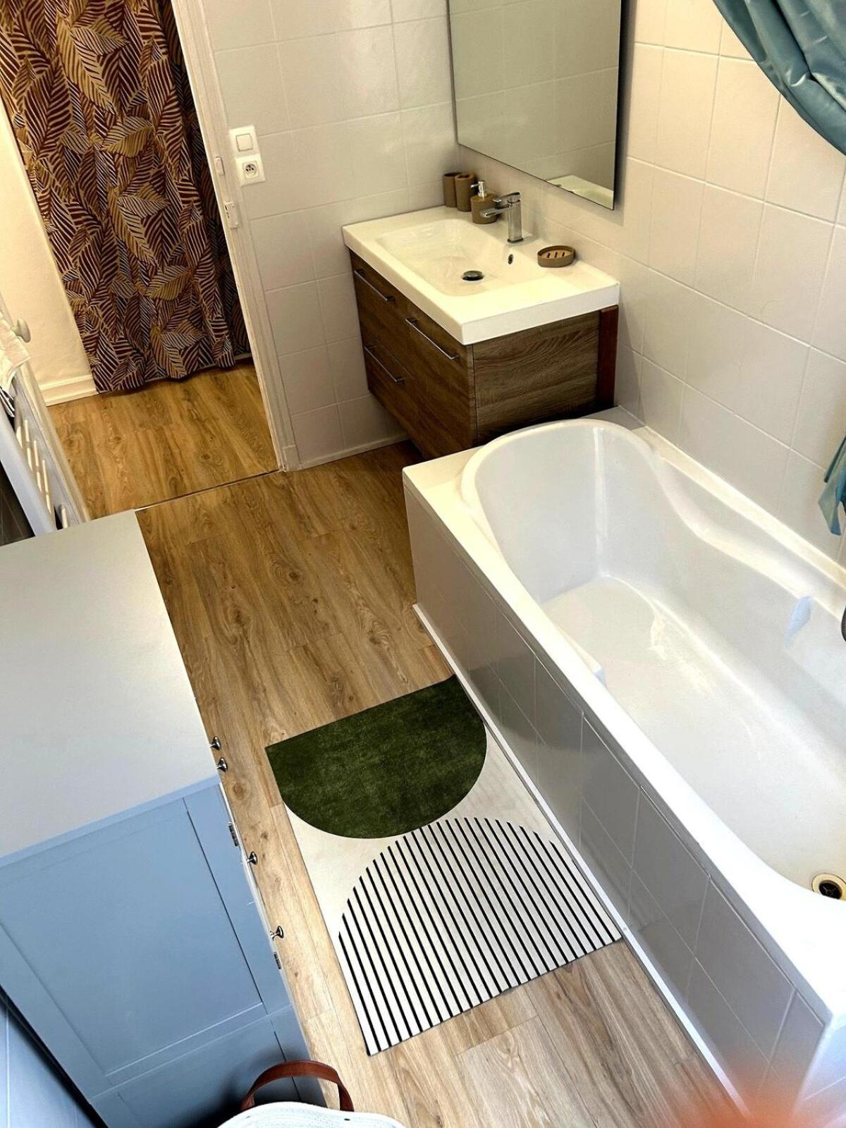Charming Flat In *